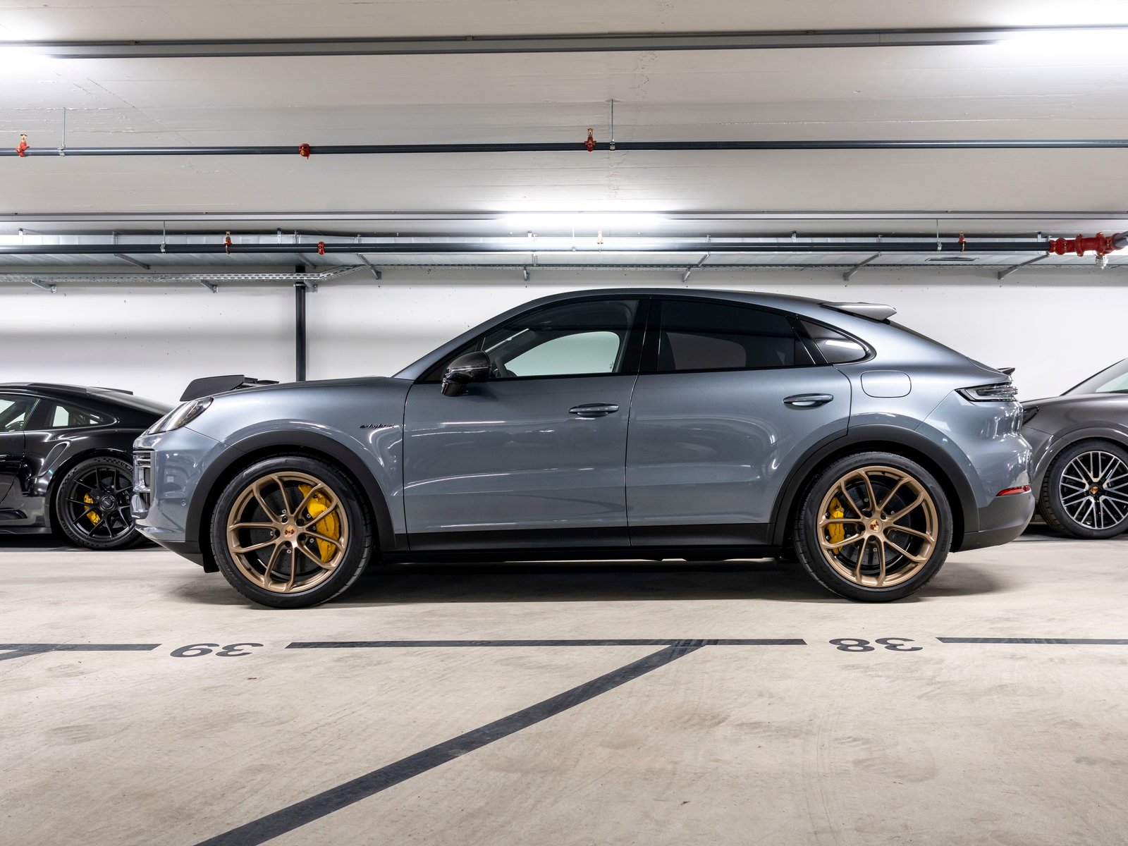 PORSCHE Cayenne Coupé Turbo E-Hybrid GT Tiptronic, Plug-in-Hybrid Benzin/Elektro, Neuwagen, Automatik - 2