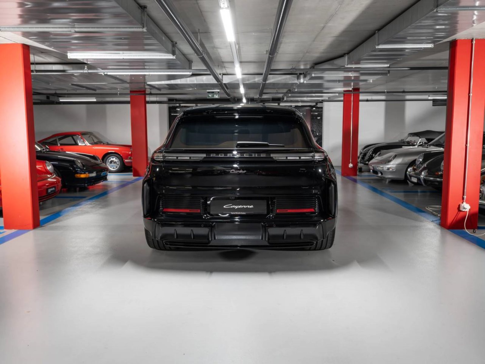 PORSCHE Cayenne Turbo Electric, Électrique, Voiture nouvelle, Automatique - 6