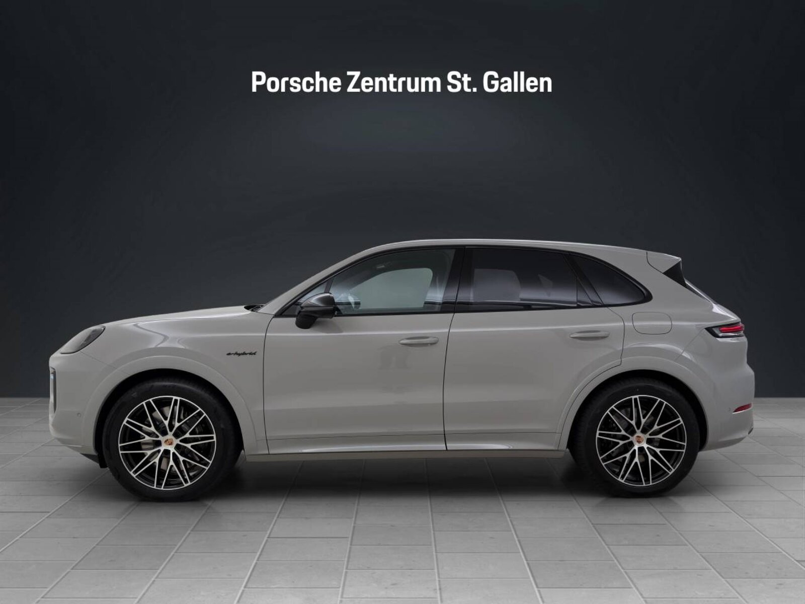 PORSCHE Cayenne S E-Hybrid Black Edition, Plug-in-Hybrid Benzina/Elettrica, Auto nuove, Automatico - 2