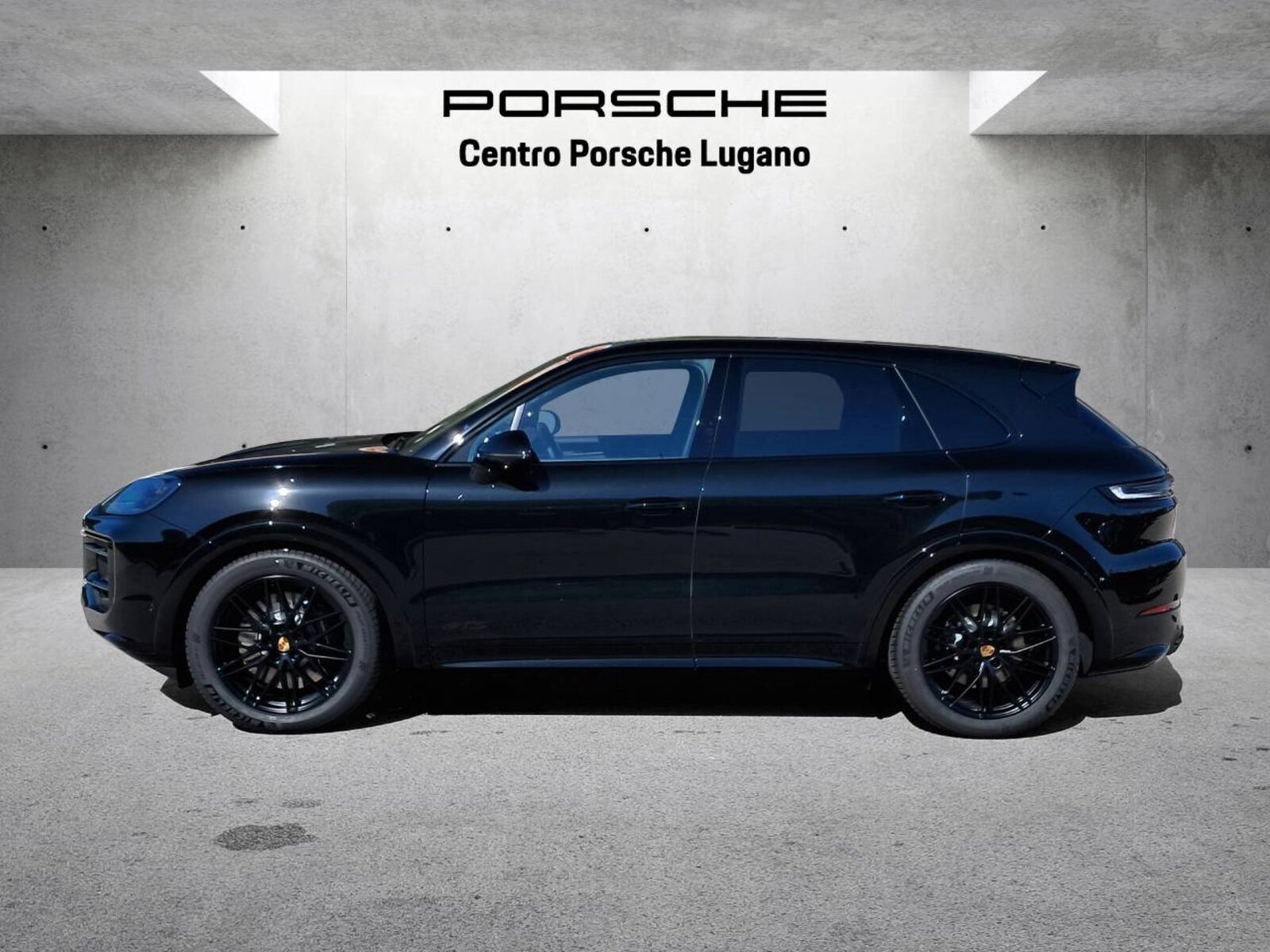 PORSCHE Cayenne GTS, Petrol, New car, Automatic - 2