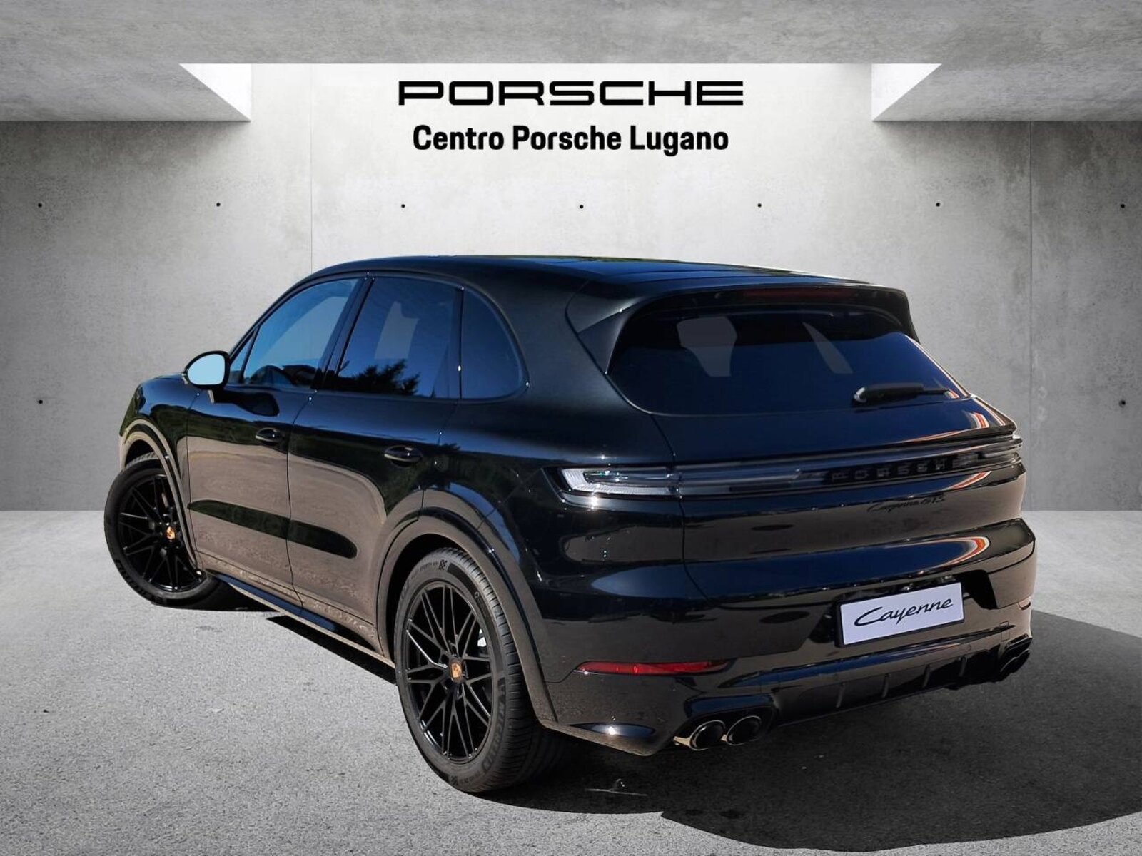 PORSCHE Cayenne GTS, Petrol, New car, Automatic - 3