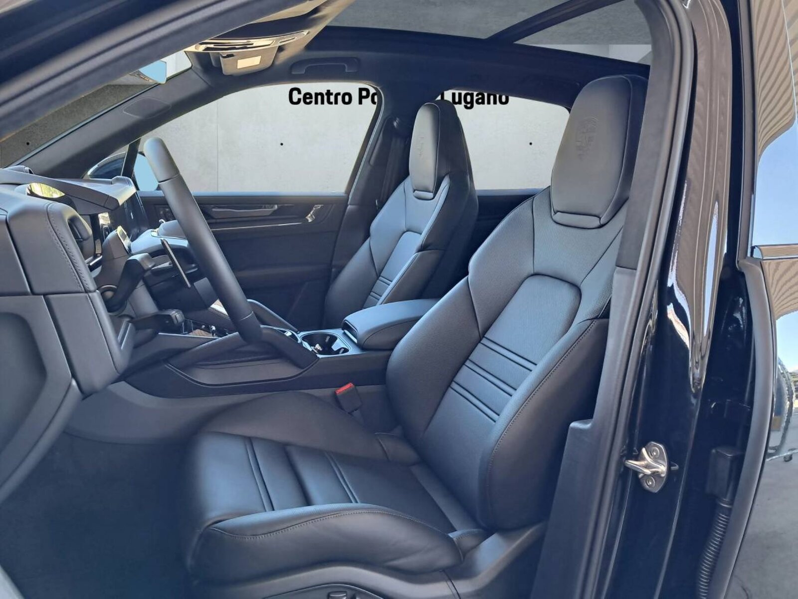 PORSCHE Cayenne GTS, Petrol, New car, Automatic - 5