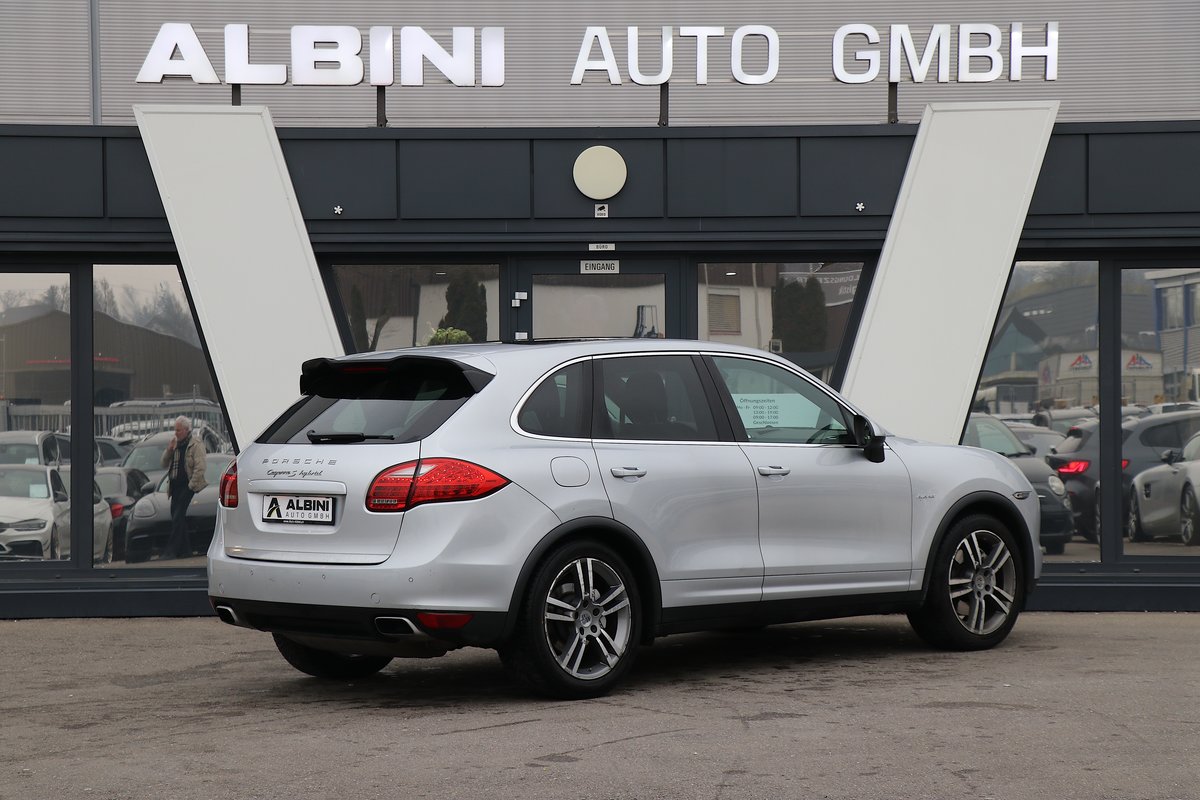 PORSCHE Cayenne S Hybrid, Hybride Rechargeable Essence/Électricité, Occasion / Utilisé, Automatique - 3