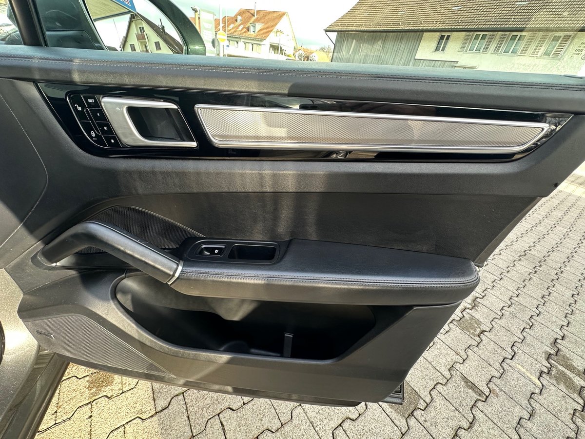 PORSCHE Cayenne S, Essence, Occasion / Utilisé, Automatique - 6