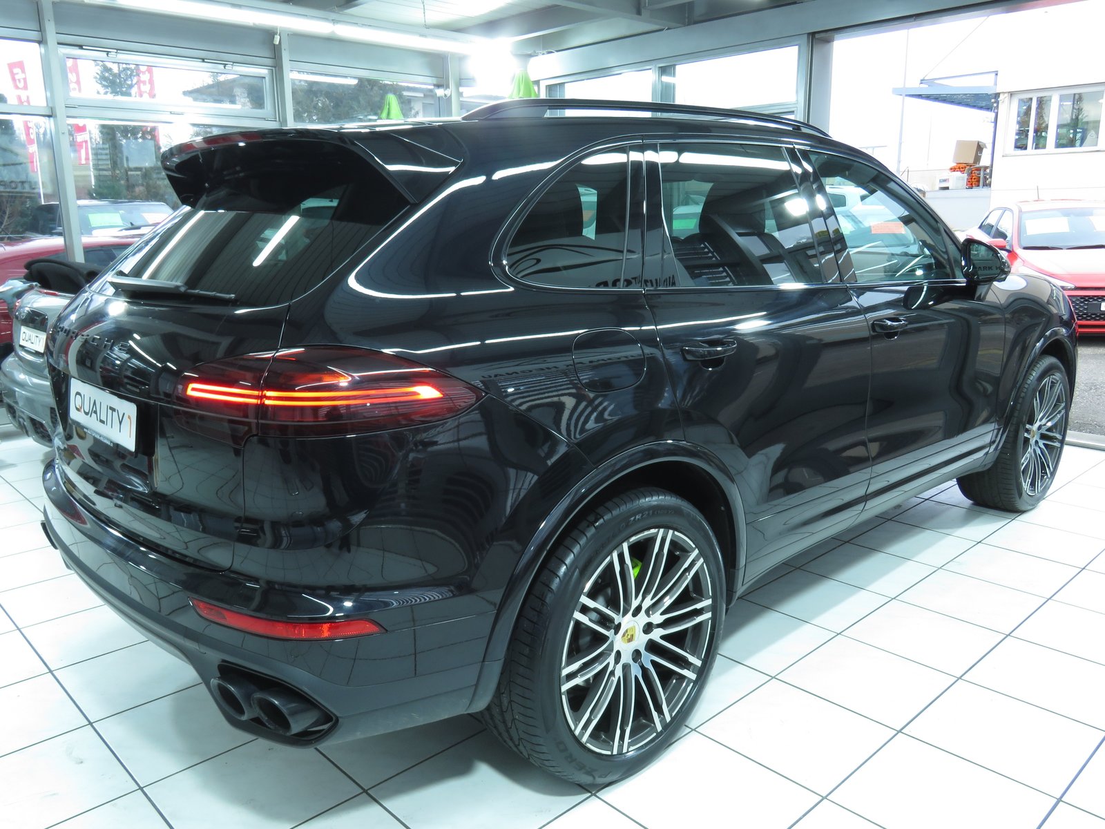 PORSCHE Cayenne S E-Hybrid, Plug-in-Hybrid Benzina/Elettrica, Occasioni / Usate, Automatico - 4