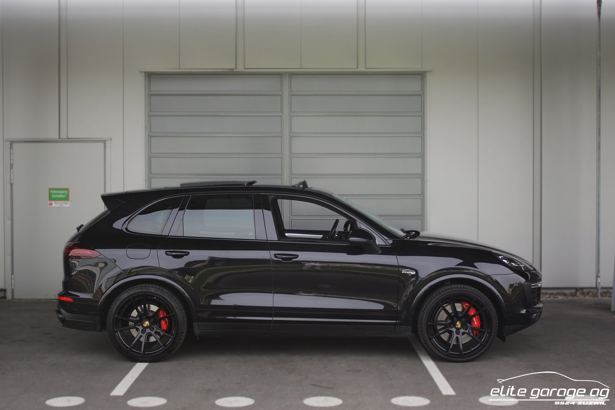 PORSCHE Cayenne Turbo ALL BLACK, Benzin, Occasion / Gebraucht, Automatik - 6