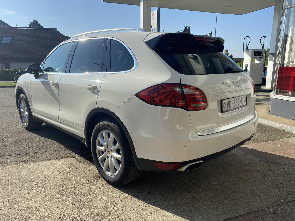PORSCHE Cayenne 4.8 V8 S TipT, Benzin, Occasion / Gebraucht, Automatik - 7