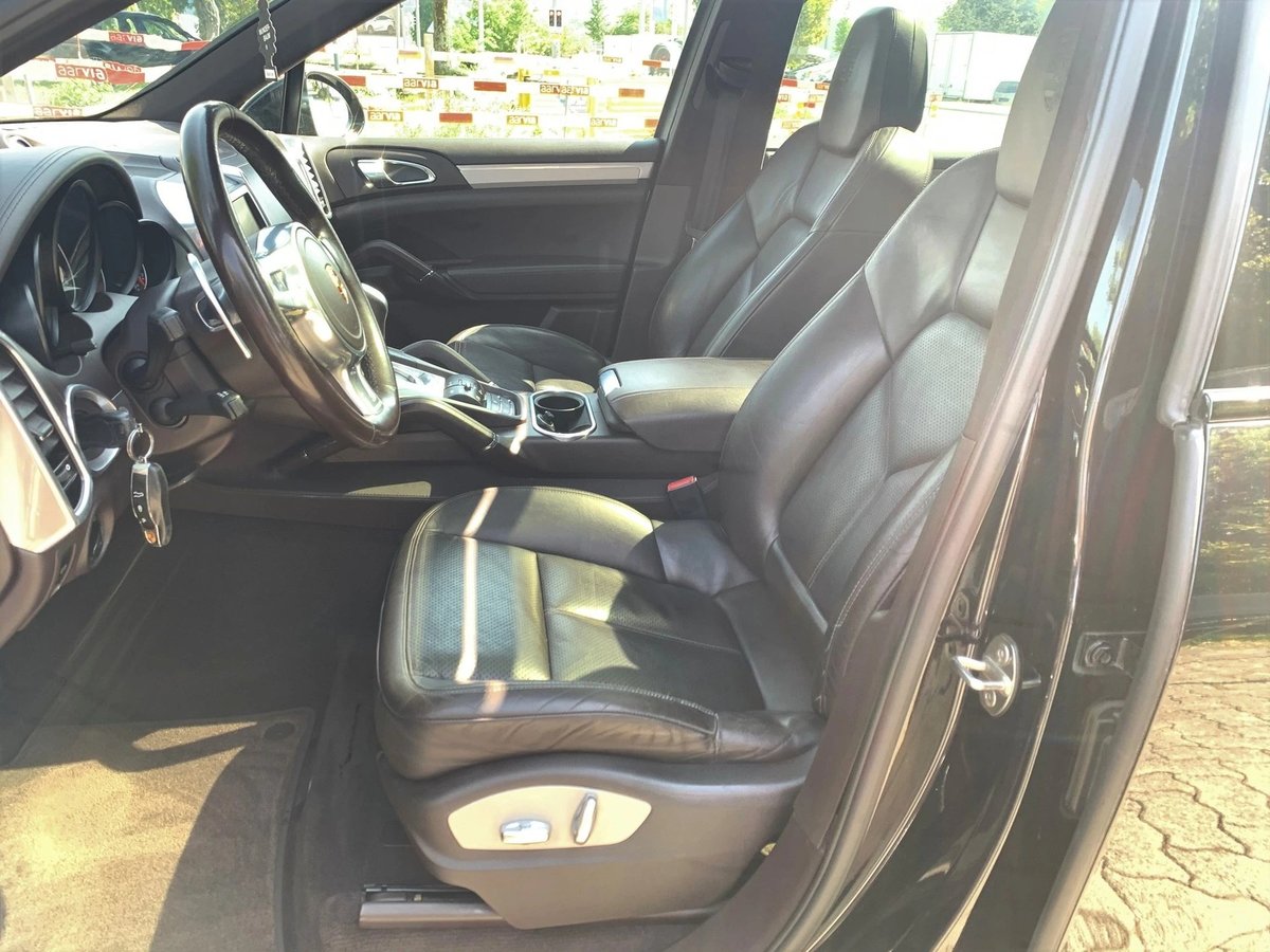 PORSCHE Cayenne Diesel, Diesel, Occasion / Utilisé, Automatique - 5