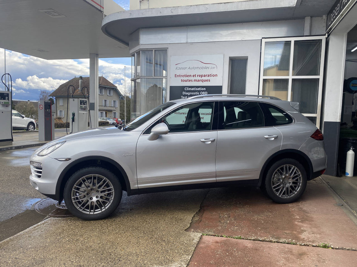 PORSCHE Cayenne 3.0 V6 S Hybrid, Full-Hybrid Petrol/Electric, Second hand / Used, Automatic - 5