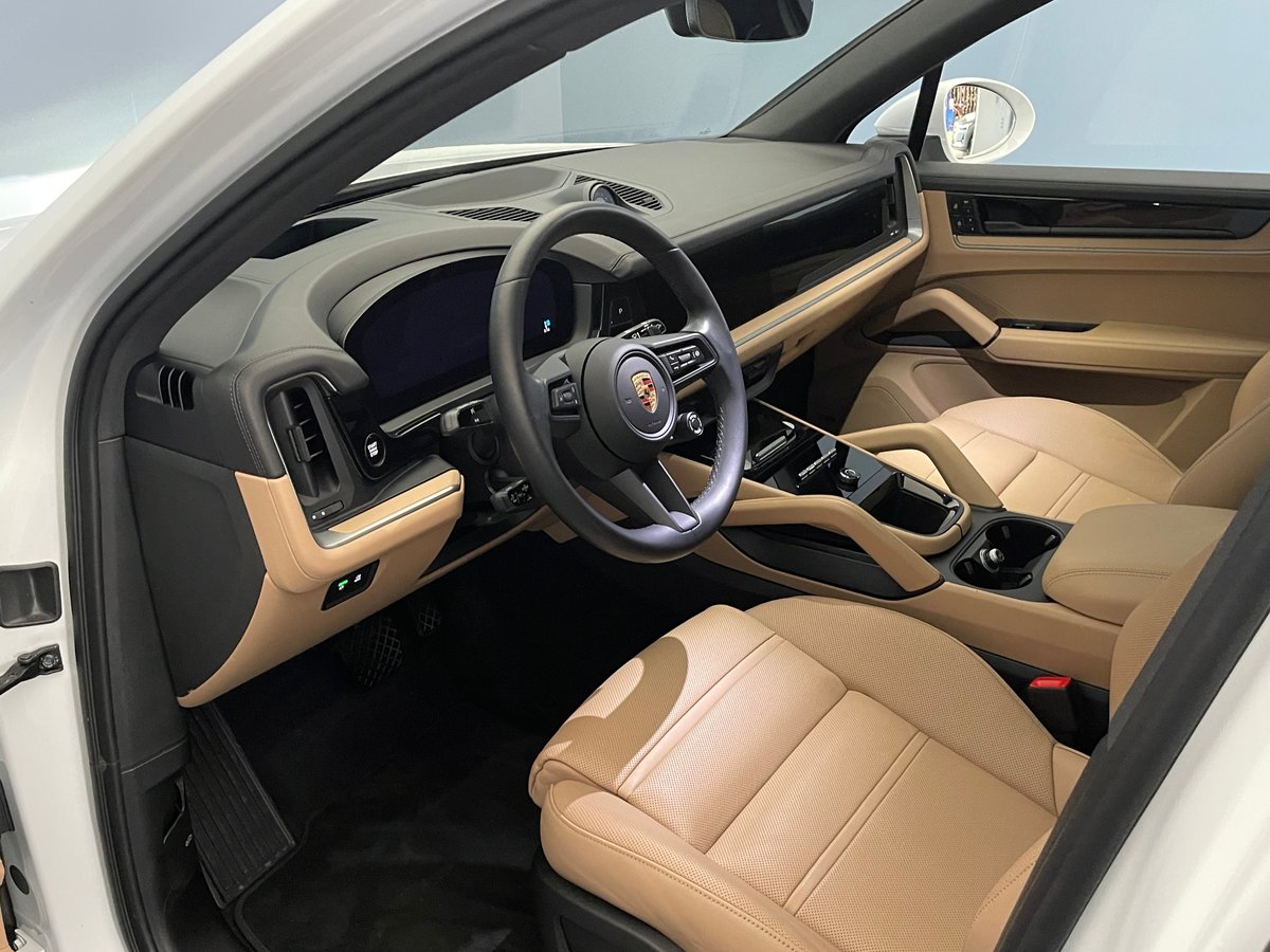 PORSCHE Cayenne 3.0 V6 E-Hybrid, Hybride Rechargeable Essence/Électricité, Occasion / Utilisé, Automatique - 7