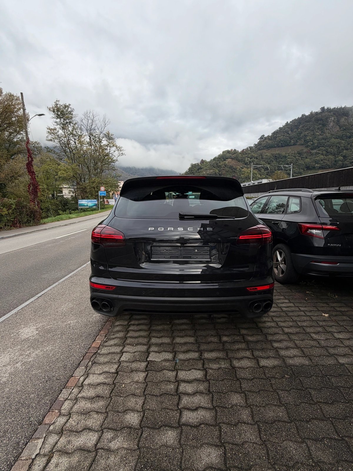 PORSCHE Cayenne S E-Hybrid, Plug-in-Hybrid Benzin/Elektro, Occasion / Gebraucht, Automatik - 6