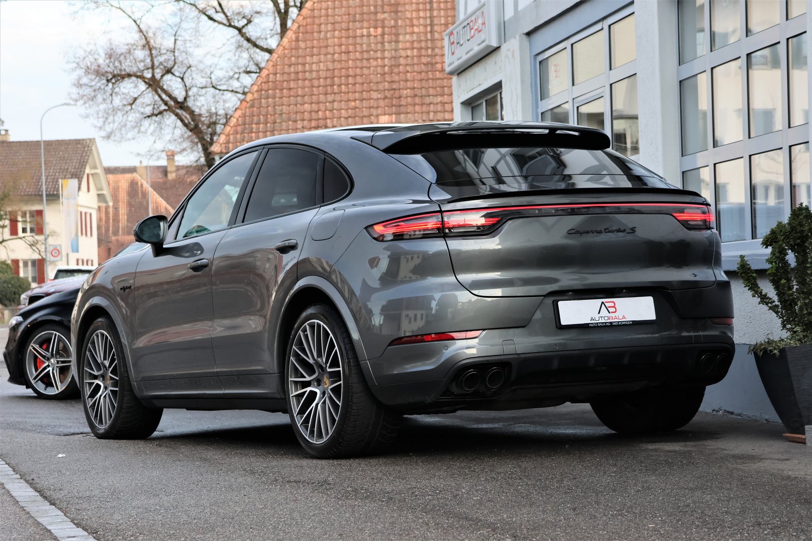 PORSCHE Cayenne Turbo Coupé S E-Hybrid (CH) 2+2y, Hybride Rechargeable Essence/Électricité, Occasion / Utilisé, Automatique - 3