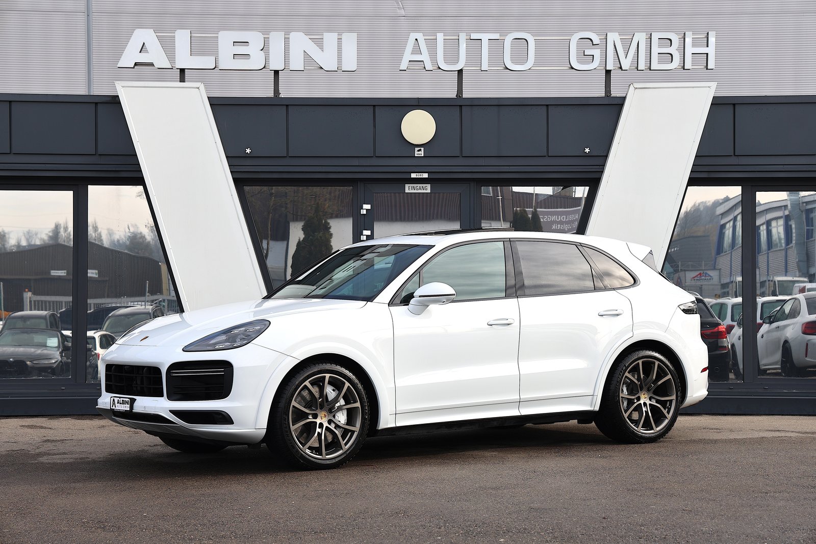 PORSCHE Cayenne Turbo