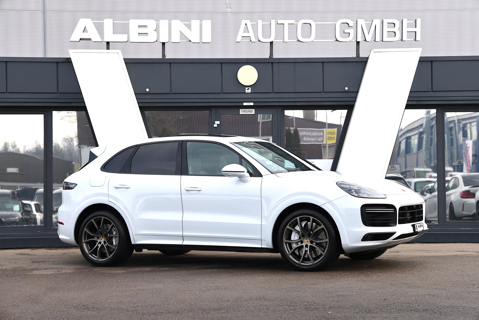 PORSCHE Cayenne Turbo, Petrol, Second hand / Used, Automatic - 3