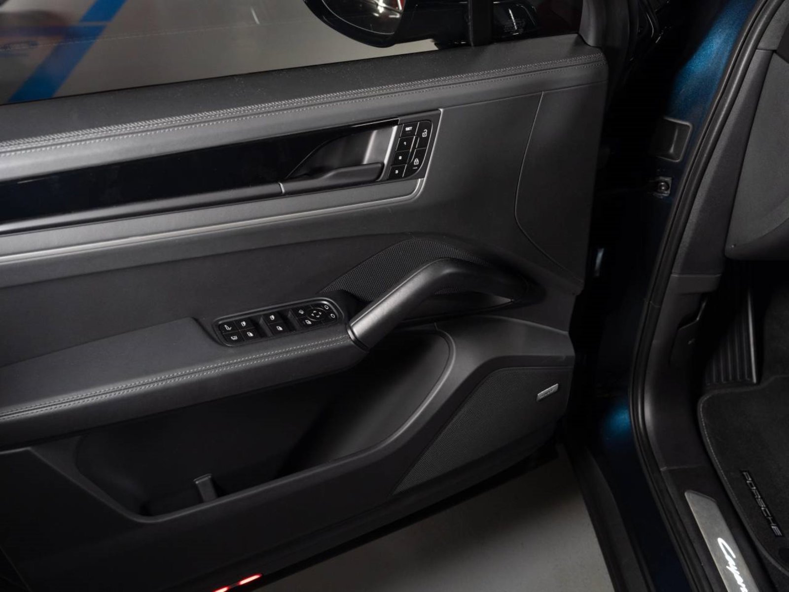 PORSCHE Cayenne Turbo E-Hybrid, Hybride Rechargeable Essence/Électricité, Occasion / Utilisé, Automatique - 7