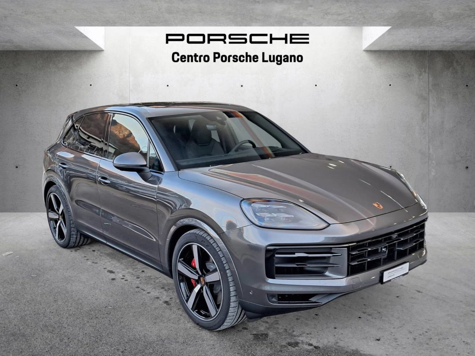 PORSCHE Cayenne S, Petrol, Second hand / Used, Automatic - 6