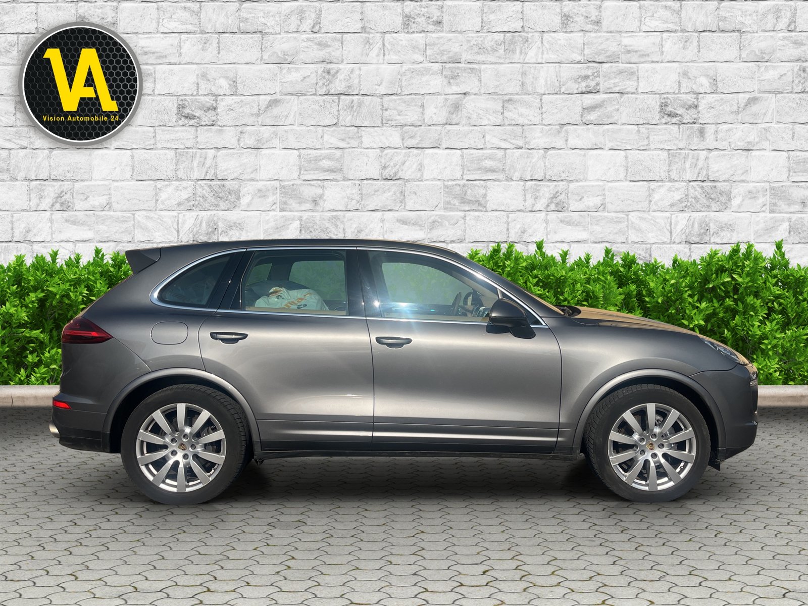 PORSCHE Cayenne Diesel, Diesel, Second hand / Used, Automatic - 5