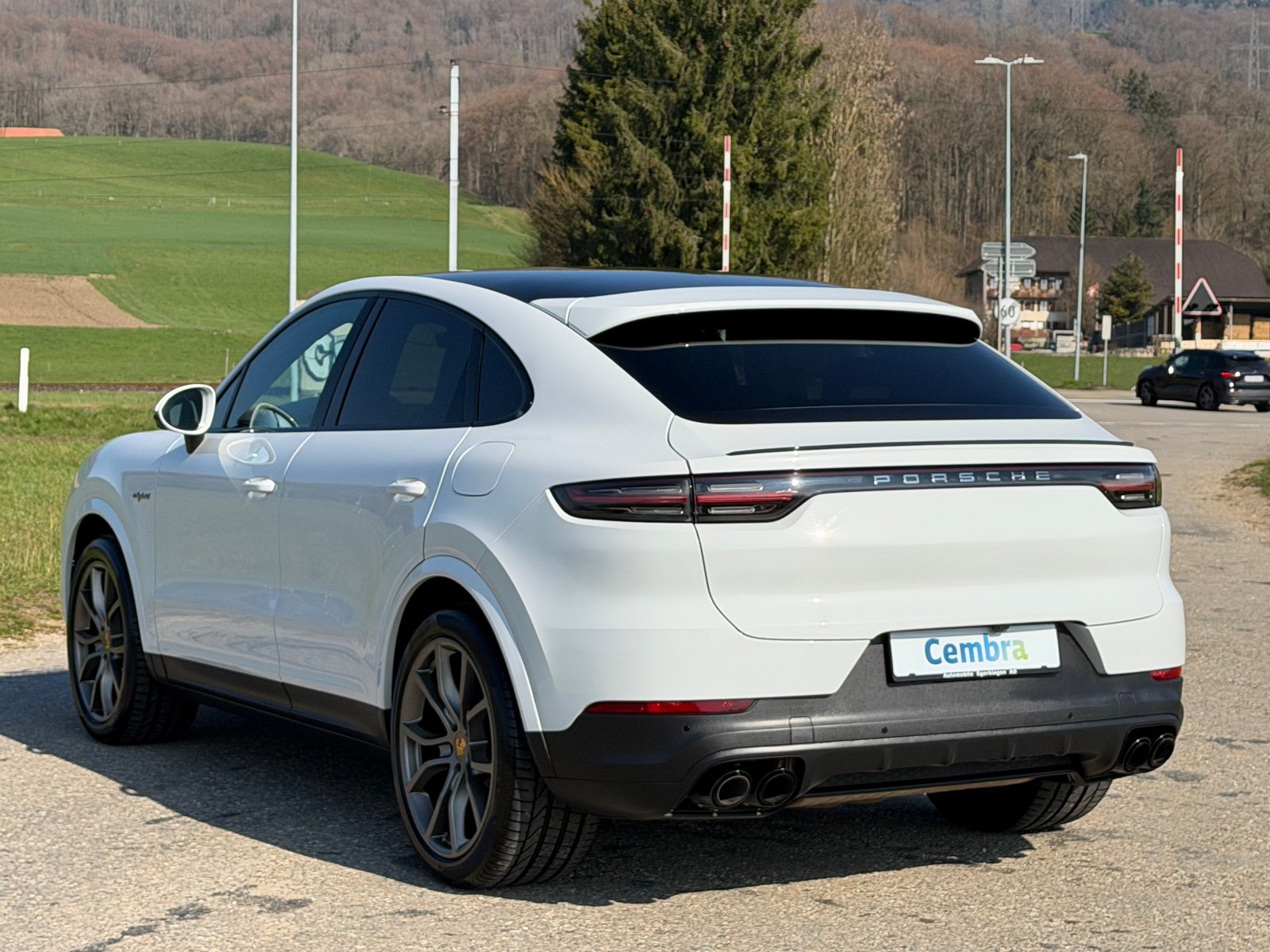 PORSCHE Cayenne Coupé E-Hybrid, Hybride Rechargeable Essence/Électricité, Occasion / Utilisé, Automatique - 7