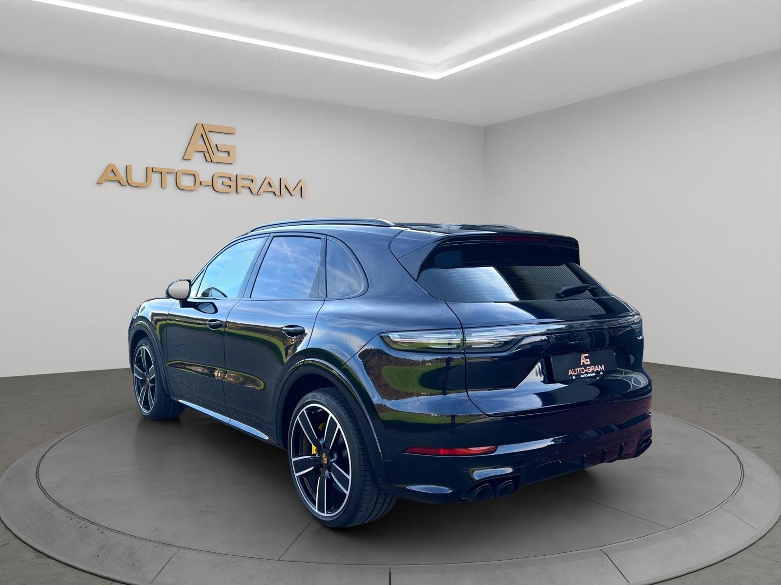 PORSCHE Cayenne Turbo, Petrol, Second hand / Used, Automatic - 3