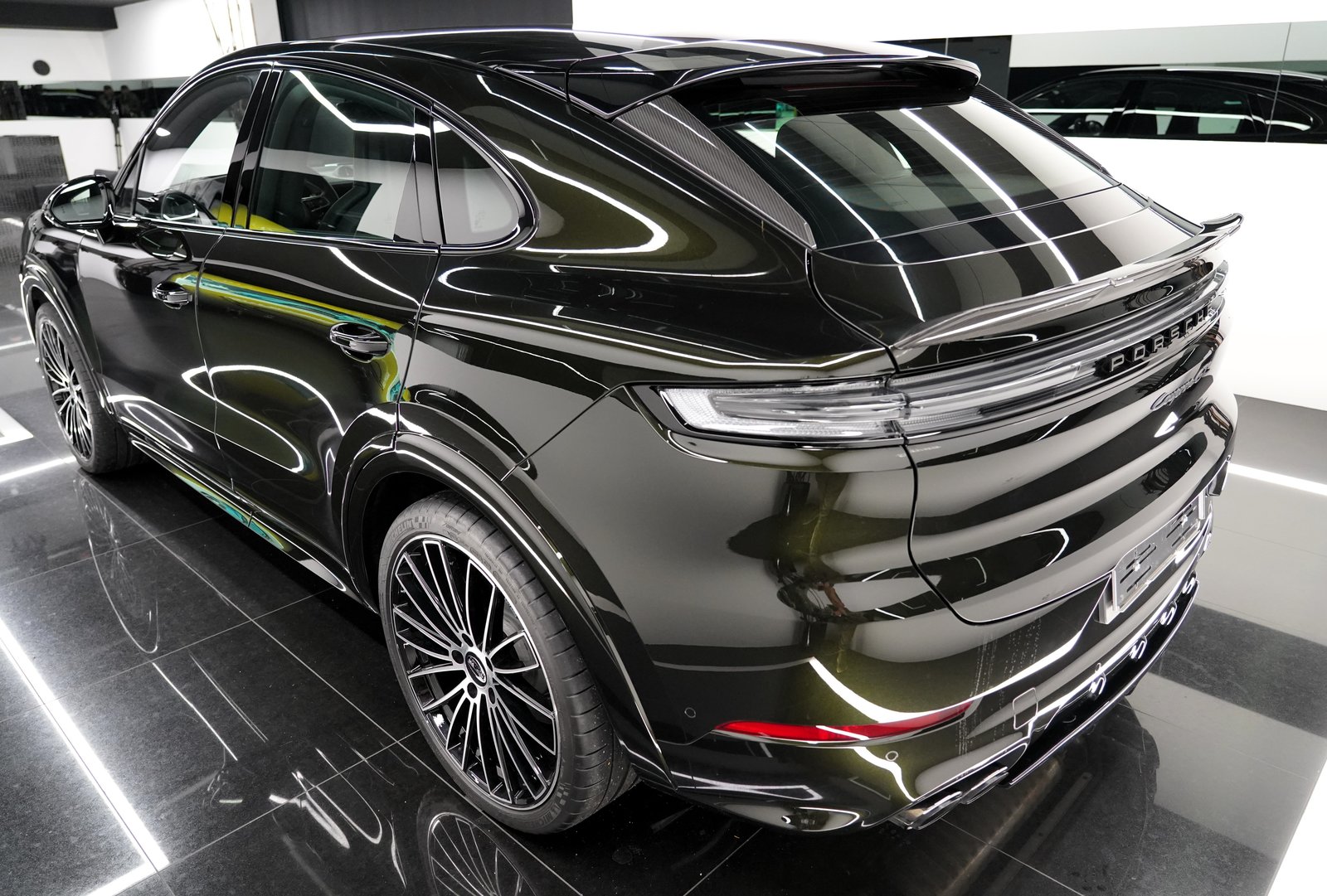 PORSCHE Cayenne Coupé GTS Tiptr., Benzin, Occasion / Gebraucht, Automatik - 5