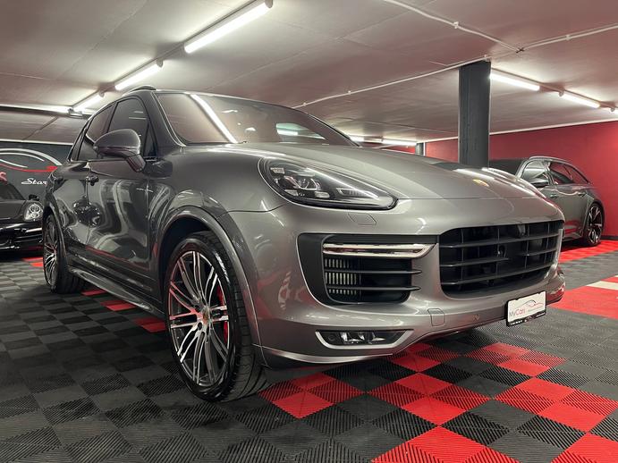 PORSCHE Cayenne GTS, Benzin, Occasion / Gebraucht, Automatik