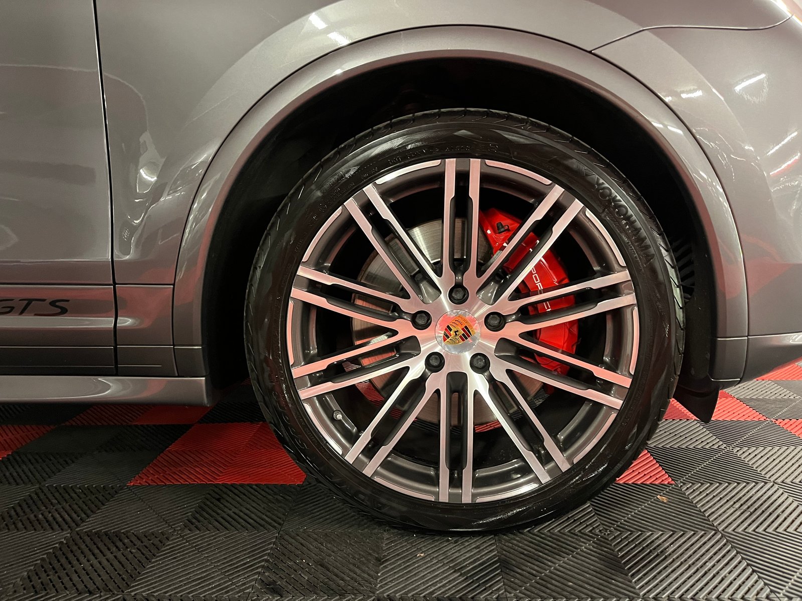 PORSCHE Cayenne GTS, Petrol, Second hand / Used, Automatic - 5