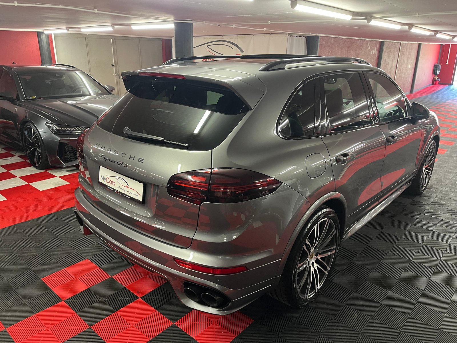 PORSCHE Cayenne GTS, Petrol, Second hand / Used, Automatic - 7