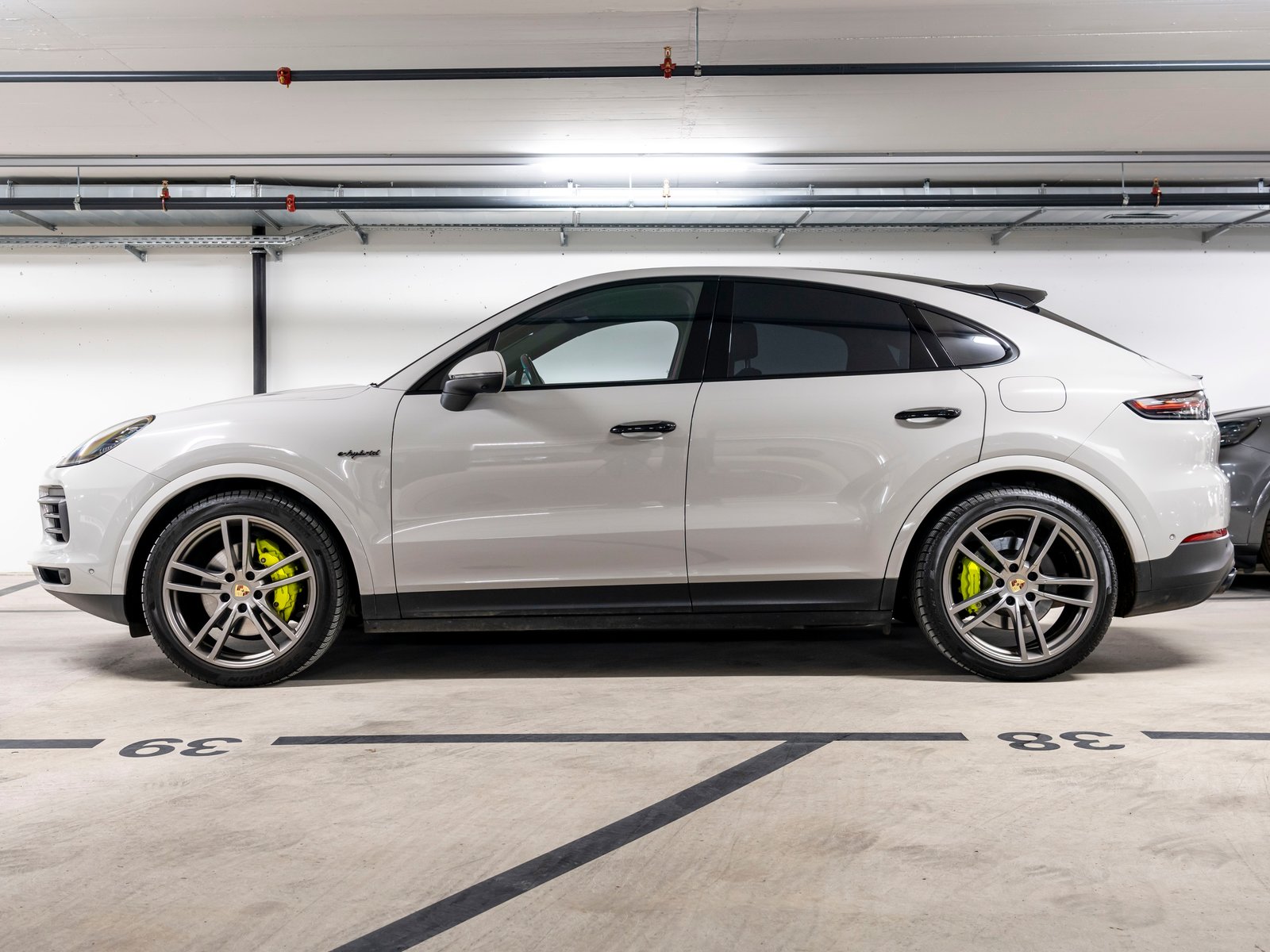 PORSCHE Cayenne Coupé E-Hybrid, Plug-in-Hybrid Petrol/Electric, Second hand / Used, Automatic - 2
