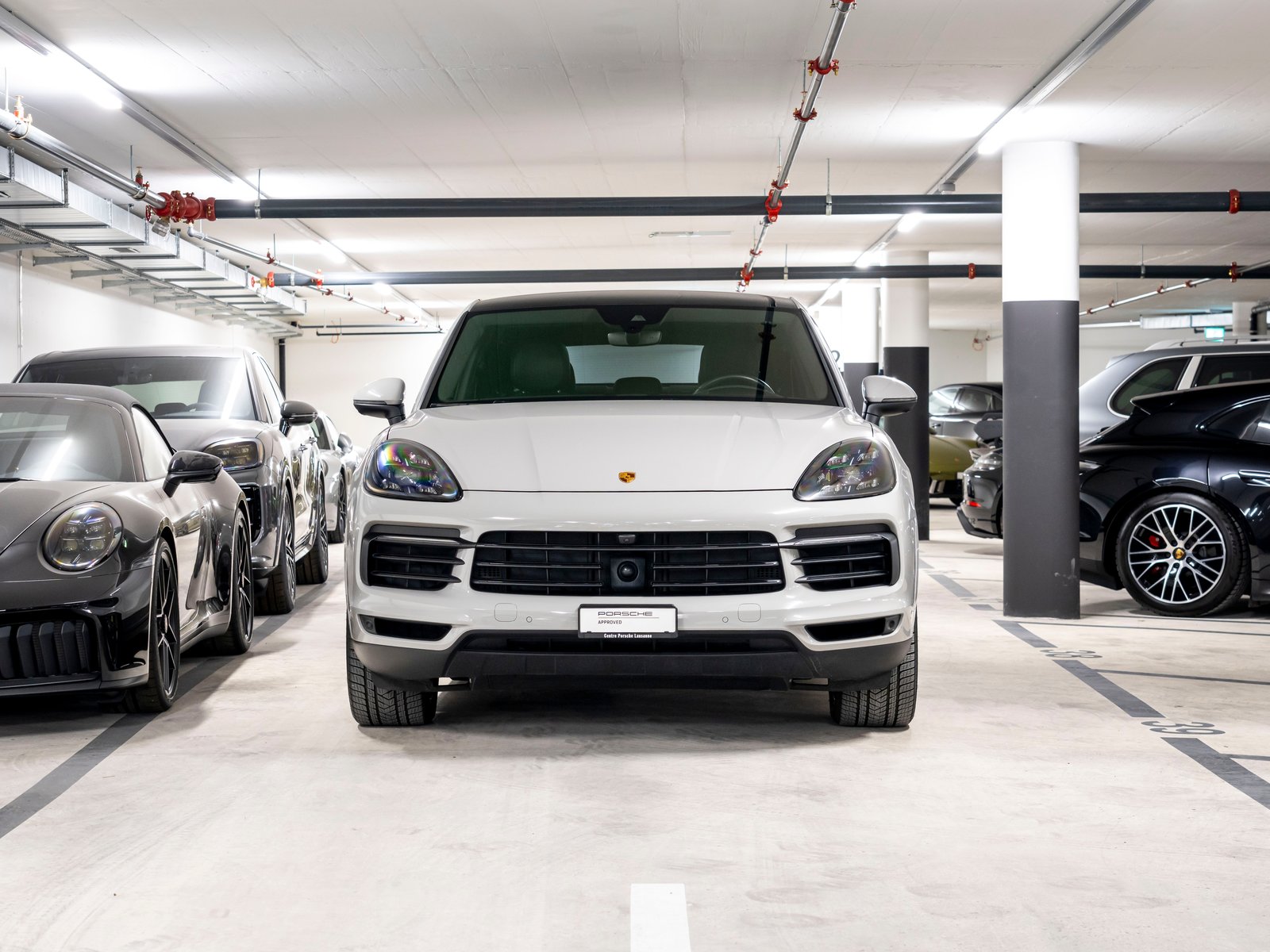 PORSCHE Cayenne Coupé E-Hybrid, Plug-in-Hybrid Petrol/Electric, Second hand / Used, Automatic - 4