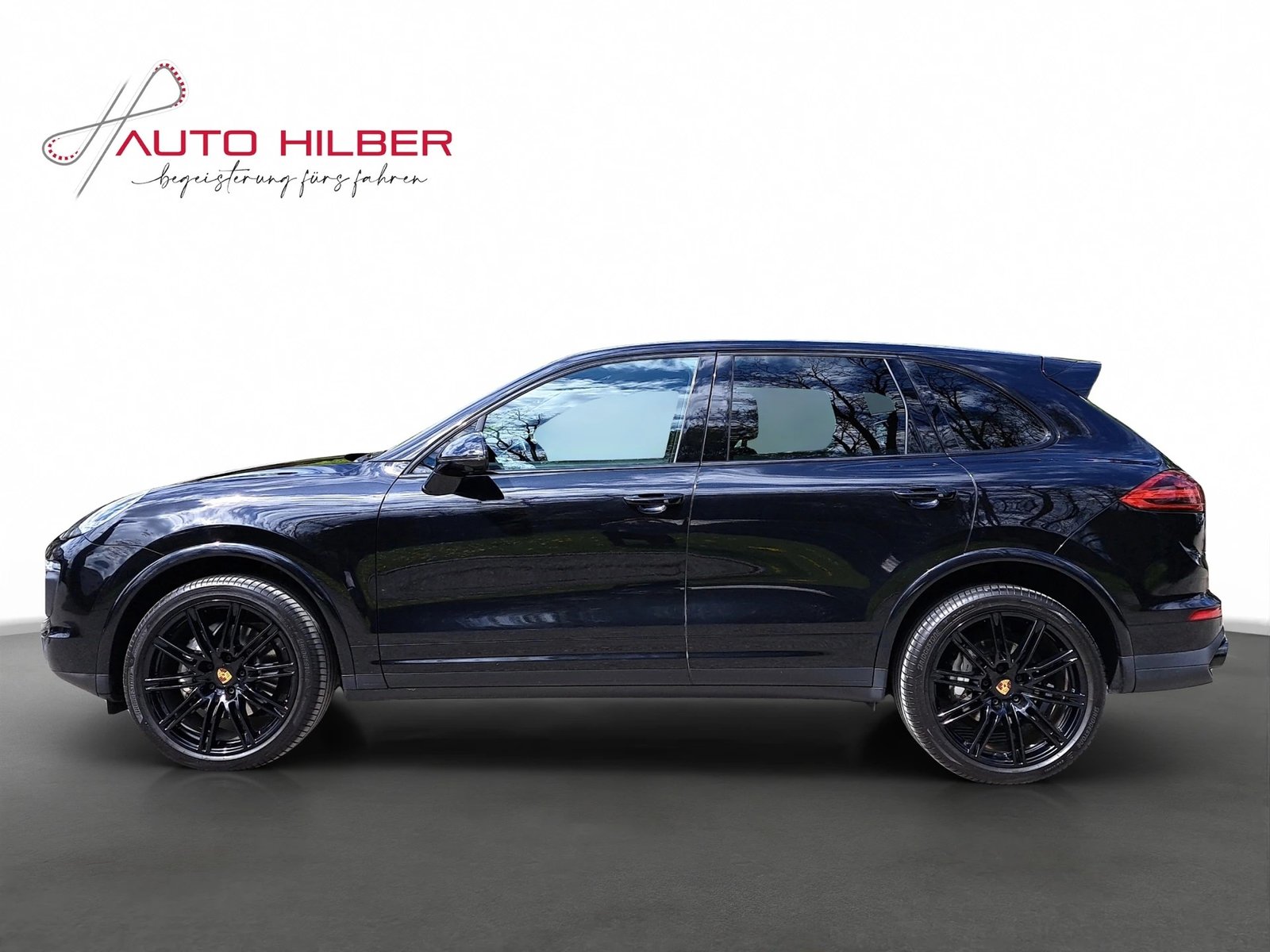 PORSCHE Cayenne S, Petrol, Second hand / Used, Automatic - 3