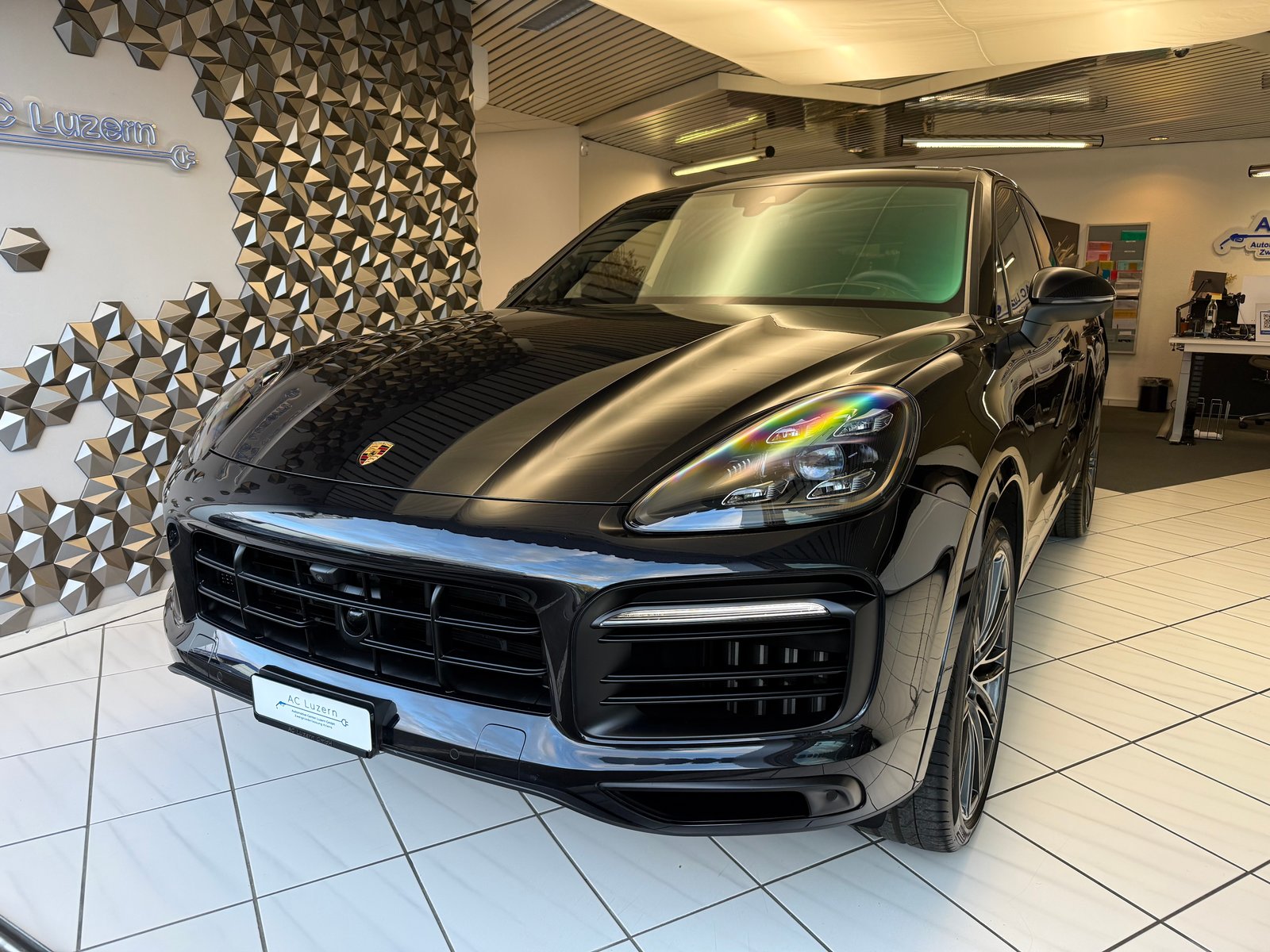 PORSCHE Cayenne S