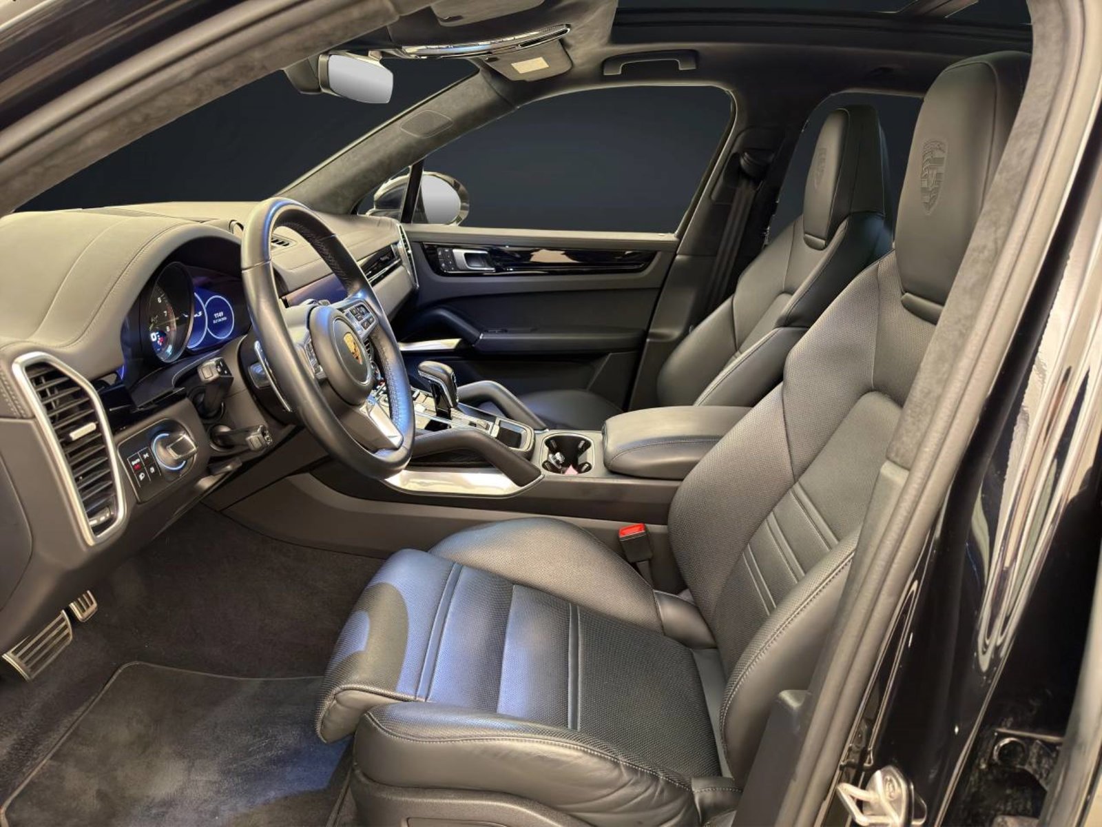 PORSCHE Cayenne Turbo S E-Hybrid, Plug-in-Hybrid Petrol/Electric, Second hand / Used, Automatic - 5