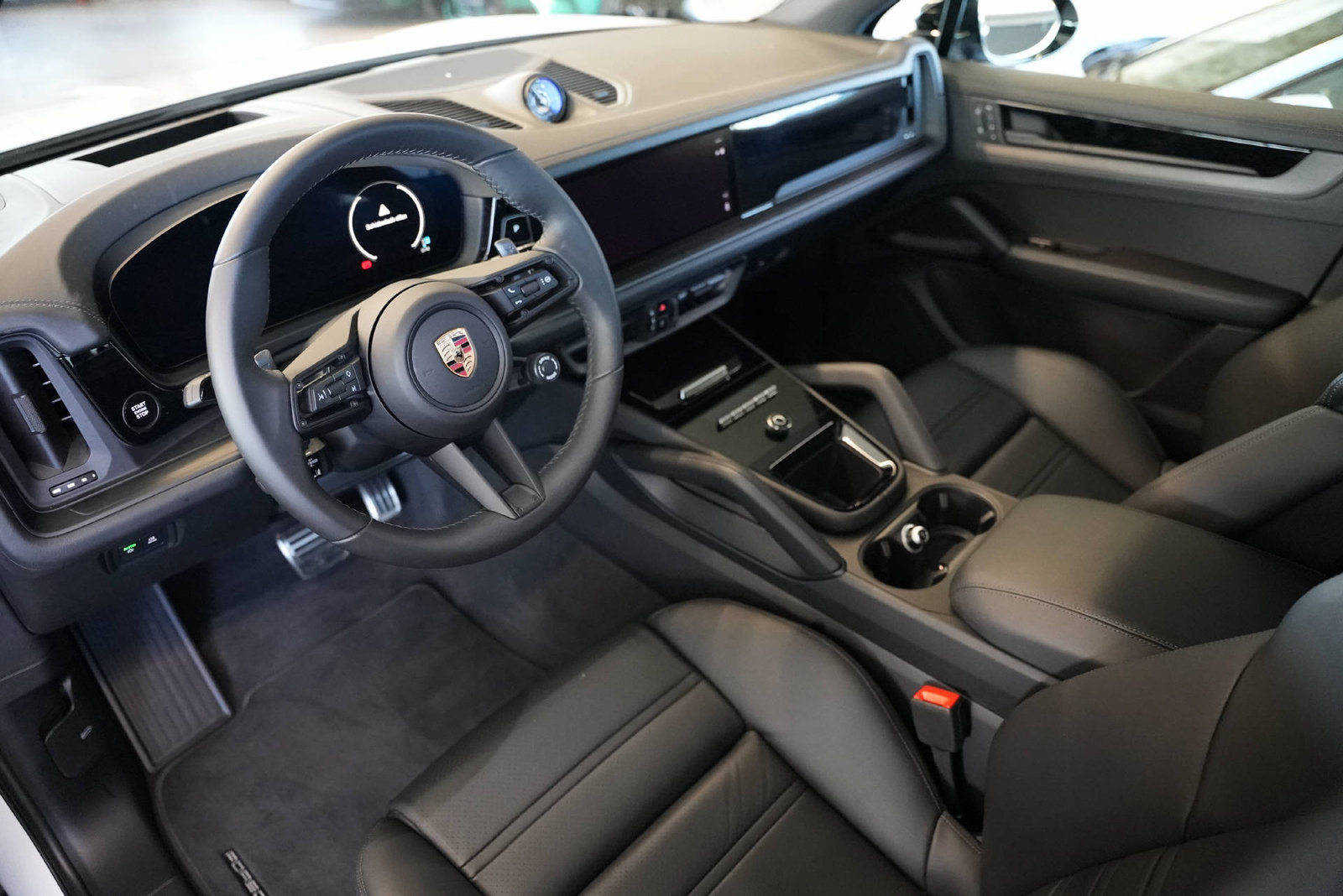 PORSCHE Cayenne S E-Hybrid Black Edition, Plug-in-Hybrid Benzin/Elektro, Occasion / Gebraucht, Automatik - 7