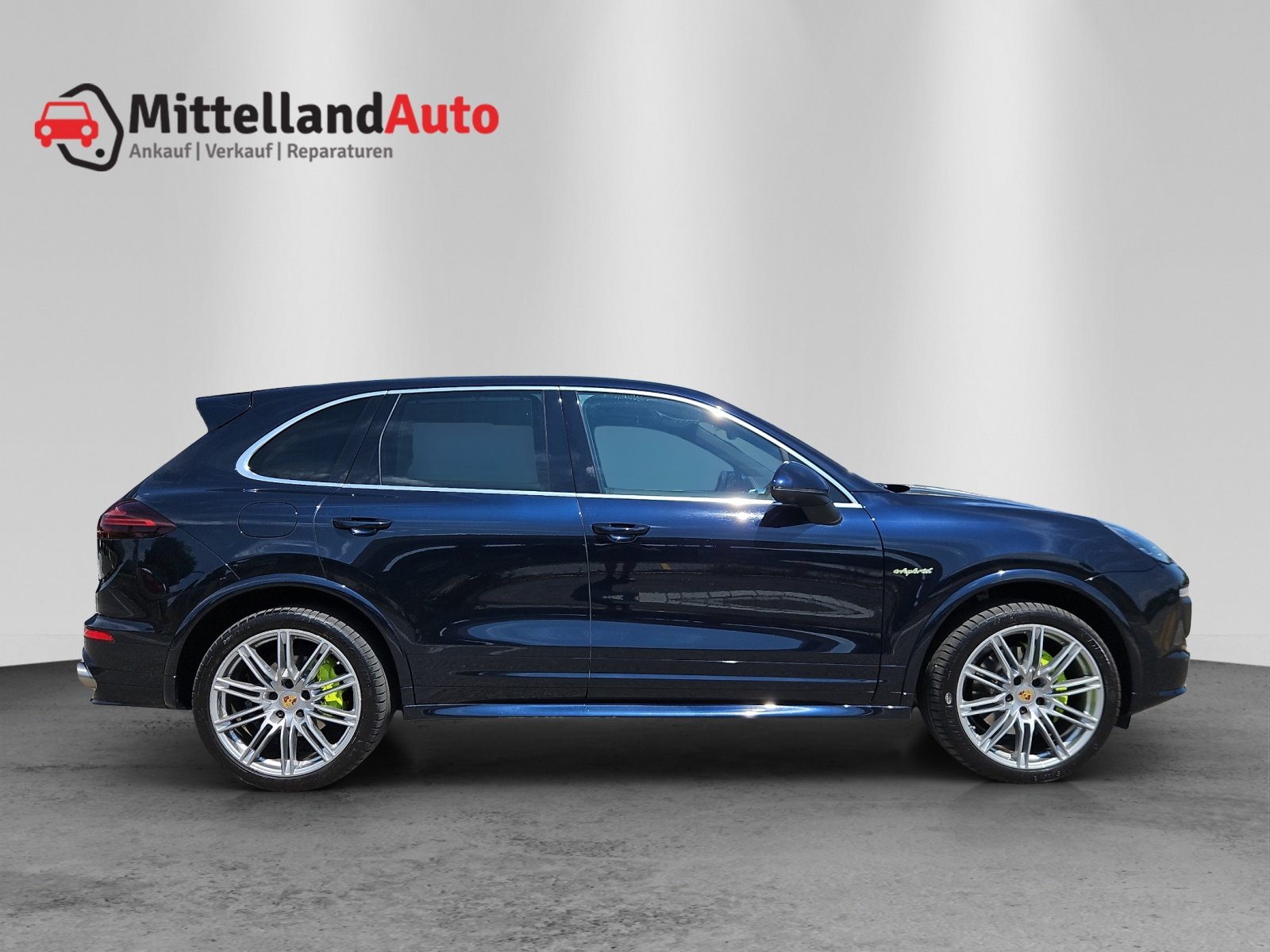 PORSCHE Cayenne S E-Hybrid, Plug-in-Hybrid Petrol/Electric, Second hand / Used, Automatic - 4