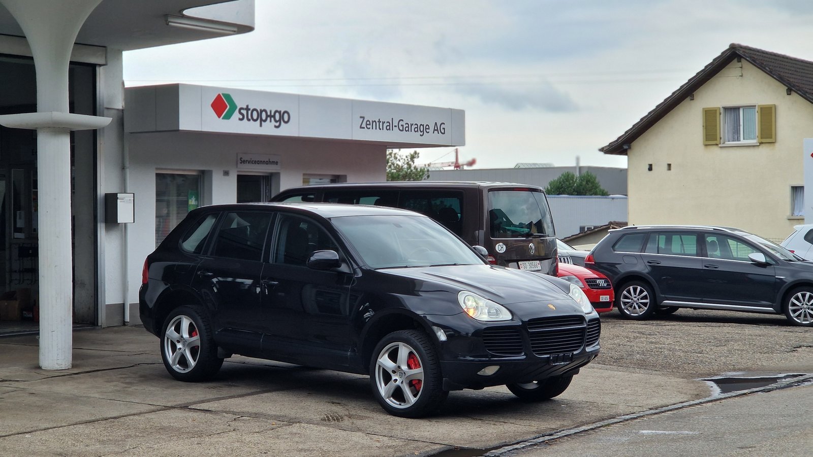 PORSCHE Cayenne Turbo
