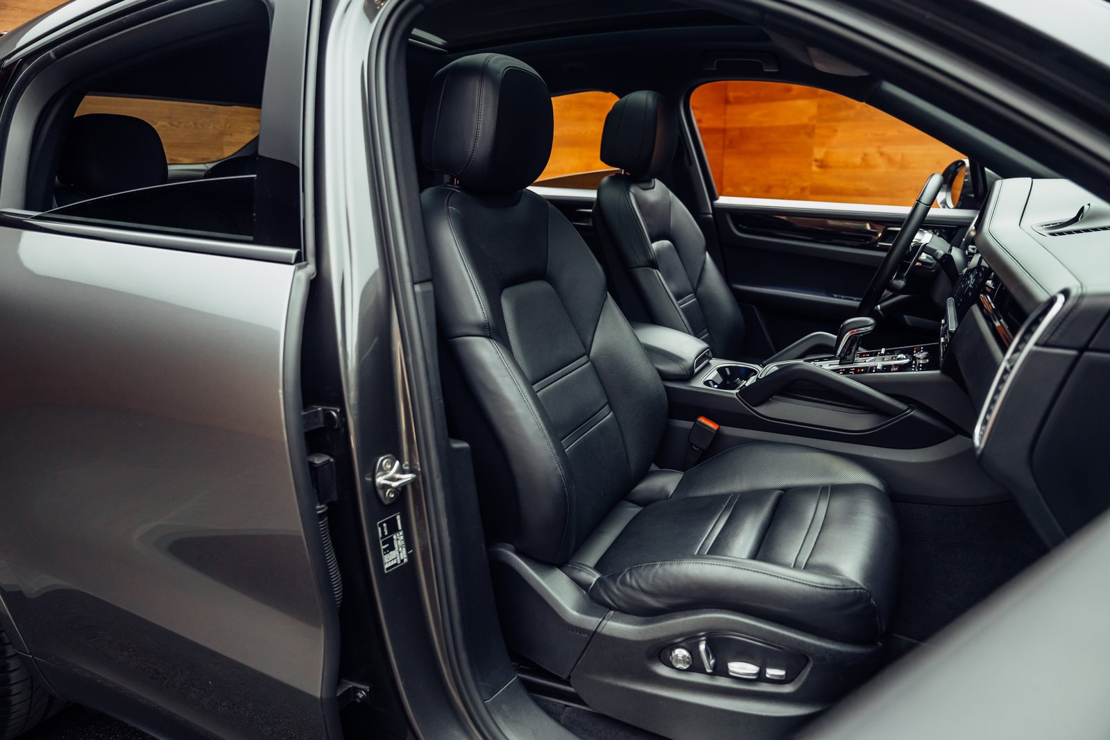 PORSCHE Cayenne Coupé E-Hybrid, Plug-in-Hybrid Petrol/Electric, Second hand / Used, Automatic - 6