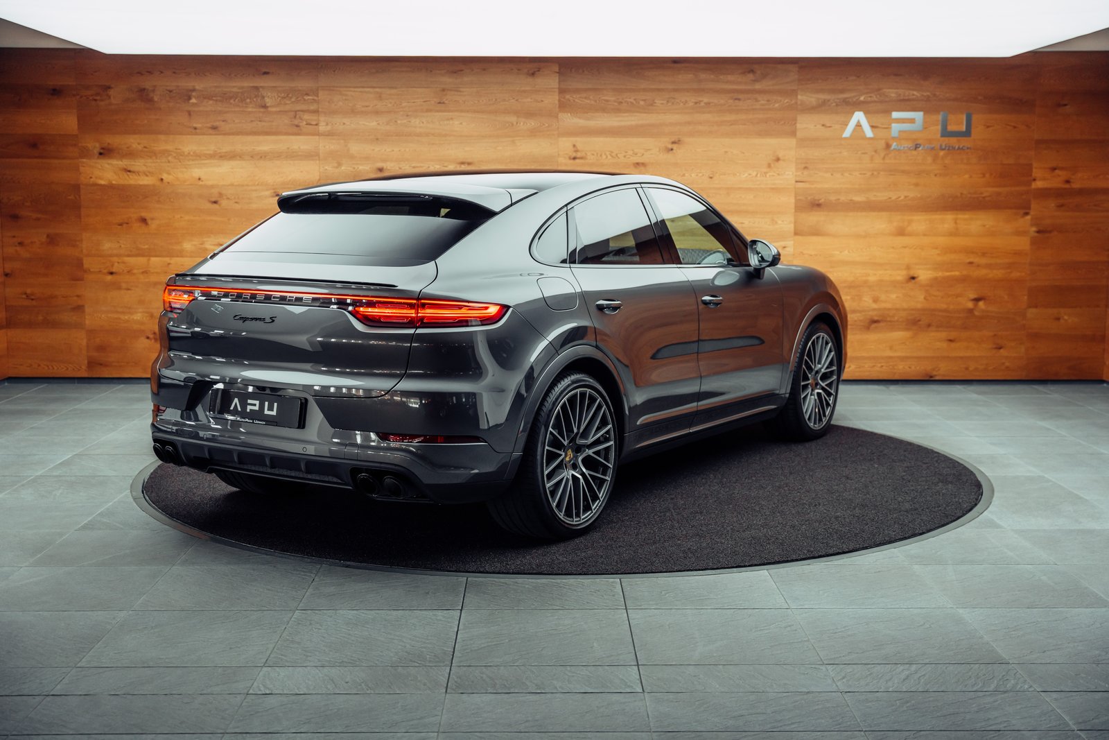 PORSCHE Cayenne S Coupé, Petrol, Second hand / Used, Automatic - 2