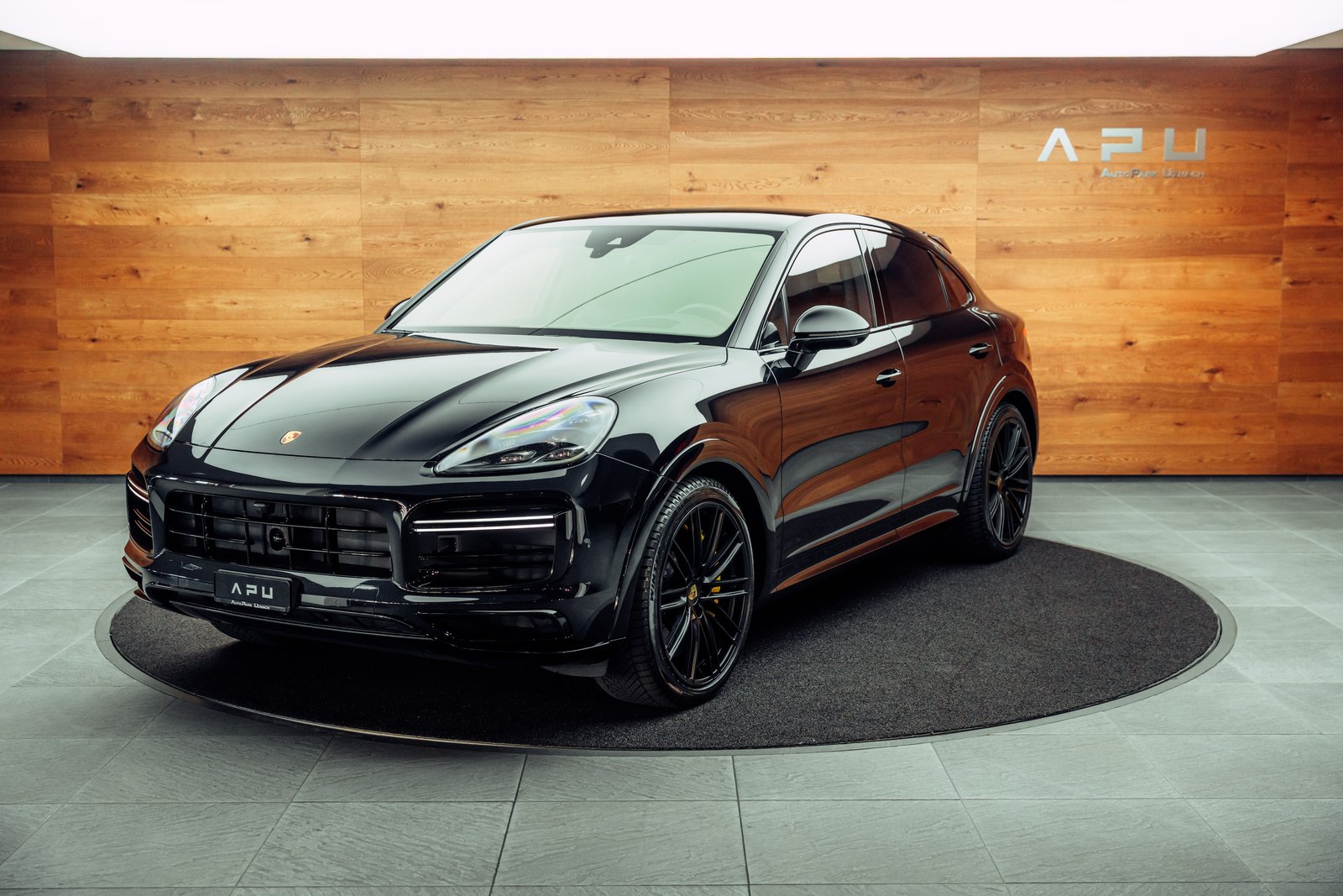 PORSCHE Cayenne Turbo Coupé S E-Hybrid, Plug-in-Hybrid Petrol/Electric, Second hand / Used, Automatic - 4