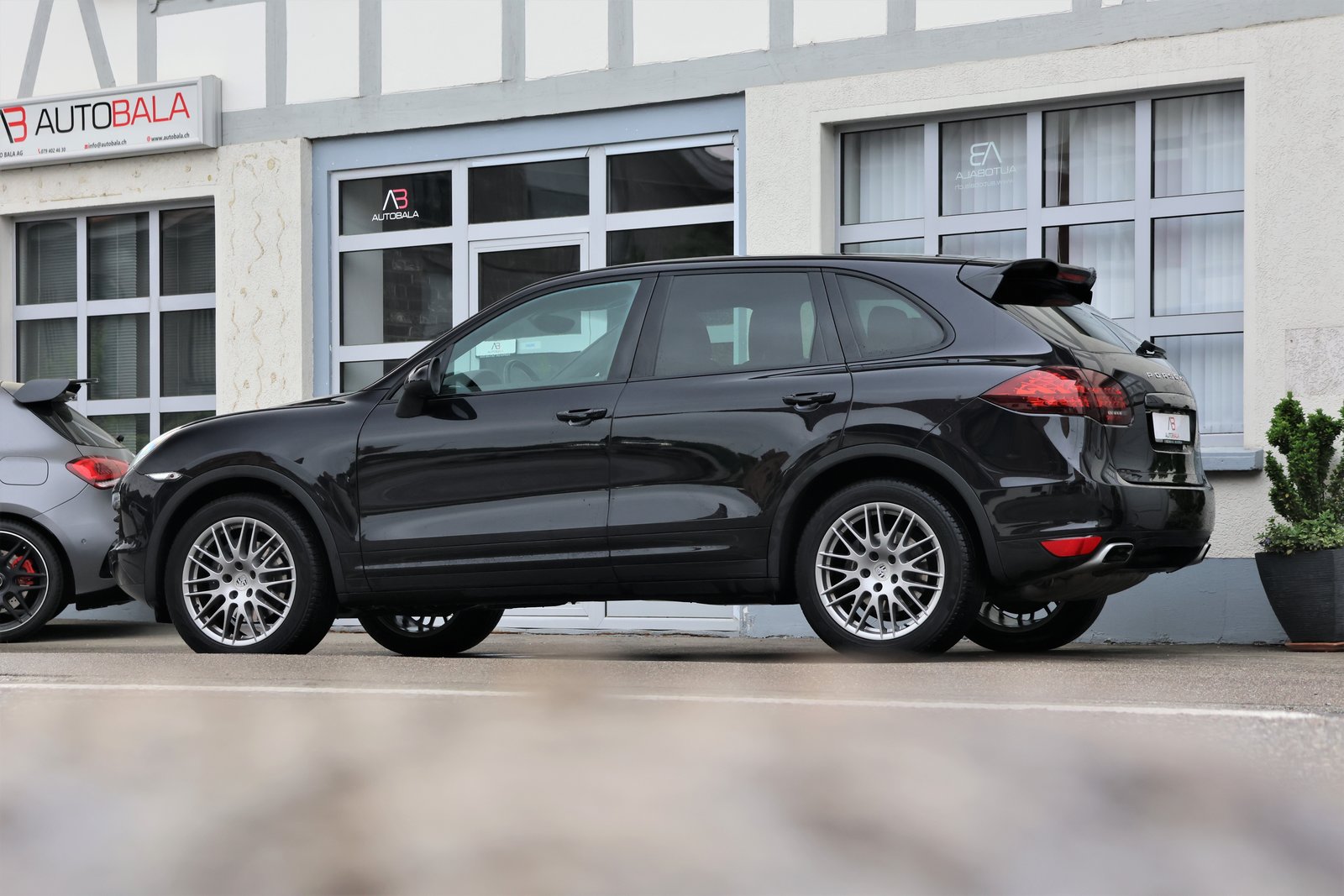 PORSCHE Cayenne Diesel, Diesel, Second hand / Used, Automatic - 4