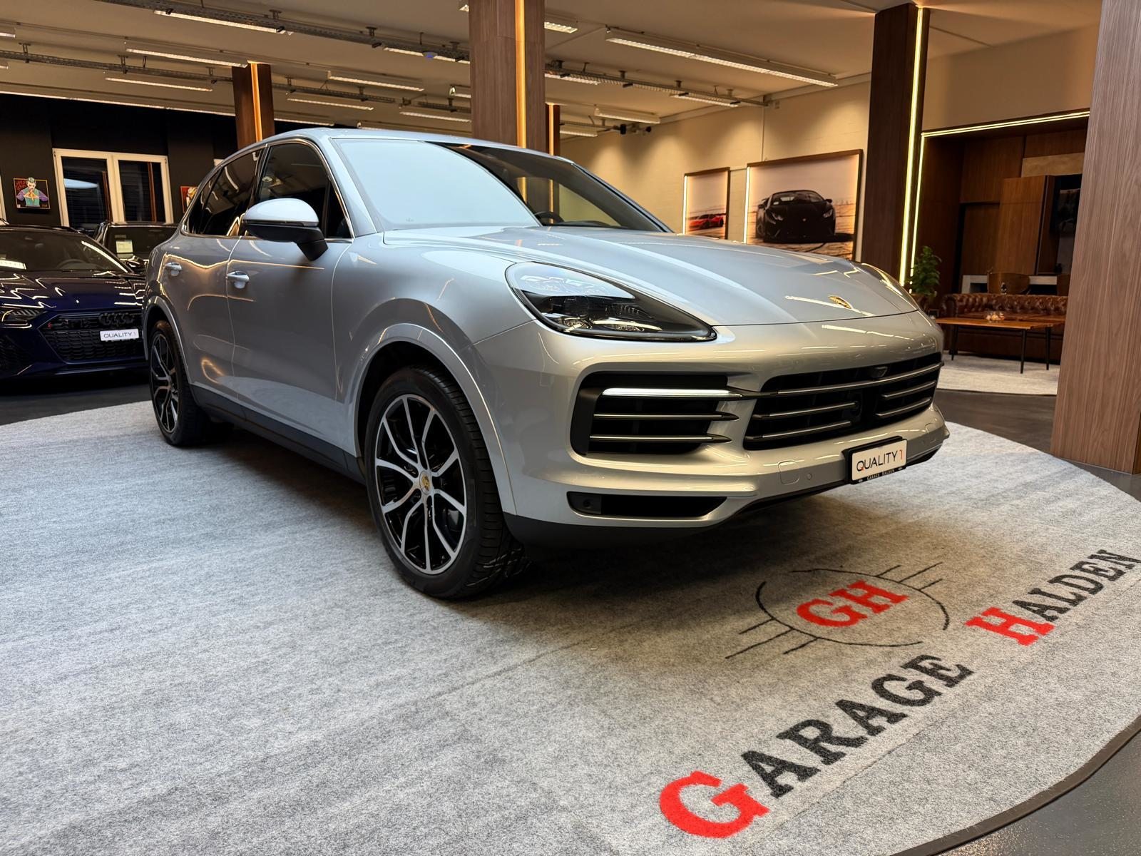 PORSCHE Cayenne 3.0 V6