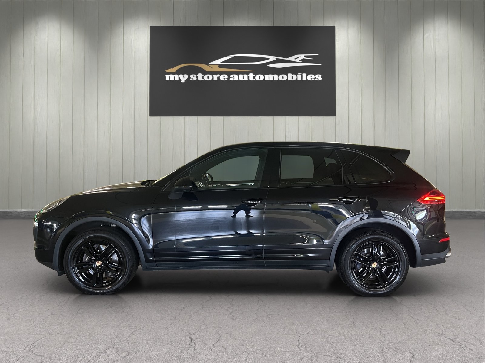 PORSCHE Cayenne, Petrol, Second hand / Used, Automatic - 5