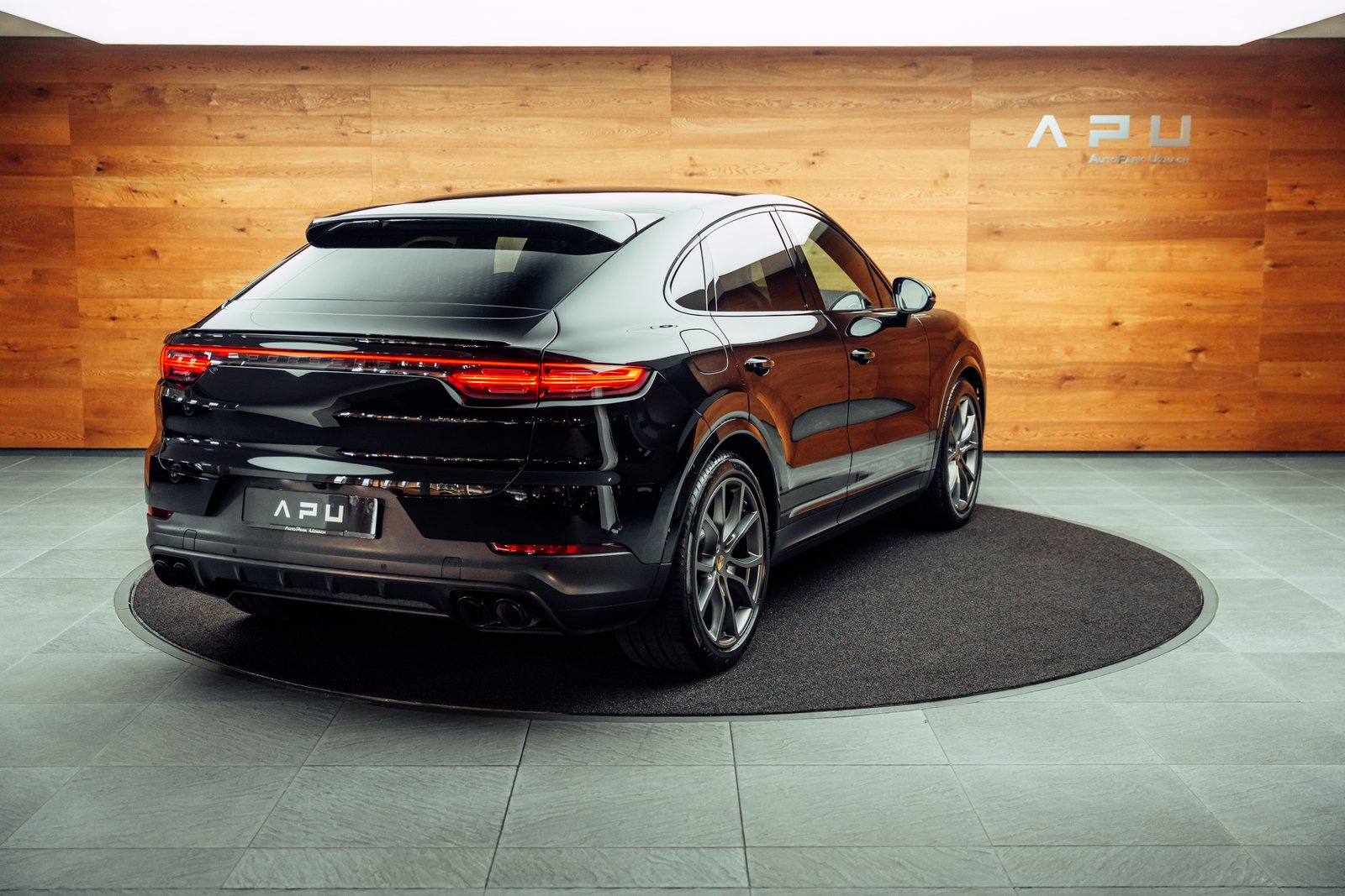 PORSCHE Cayenne Coupé, Petrol, Second hand / Used, Automatic - 2