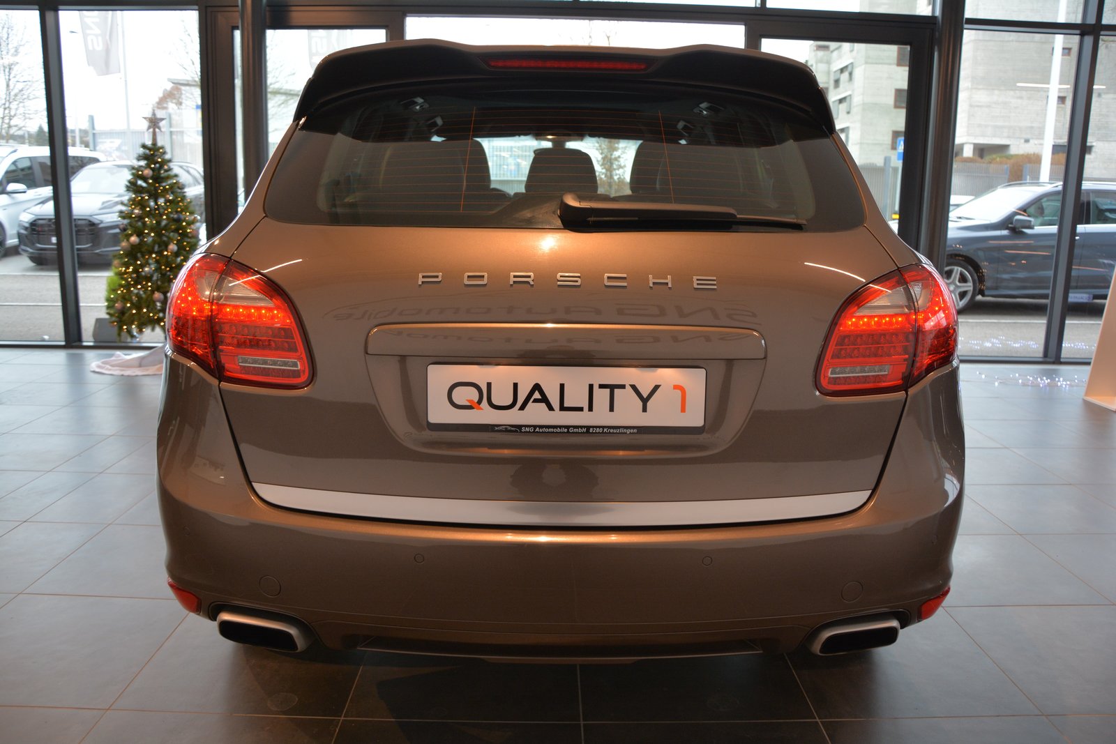PORSCHE Cayenne Diesel, Diesel, Second hand / Used, Automatic - 5