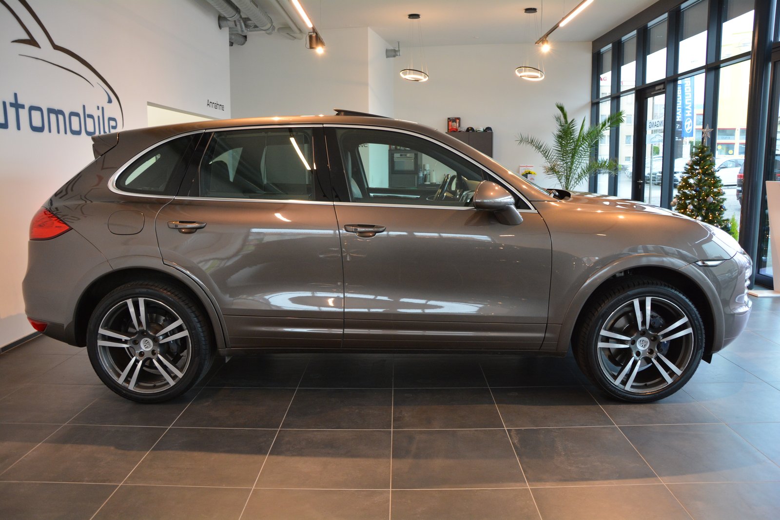 PORSCHE Cayenne Diesel, Diesel, Second hand / Used, Automatic - 7