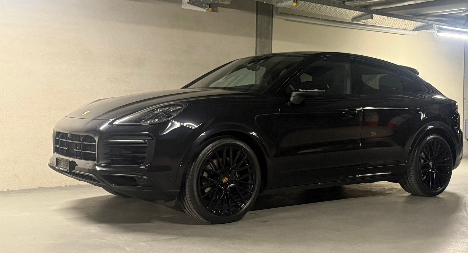 PORSCHE Cayenne Coupé E-Hybrid, Plug-in-Hybrid Benzin/Elektro, Occasion / Gebraucht, Automatik - 2