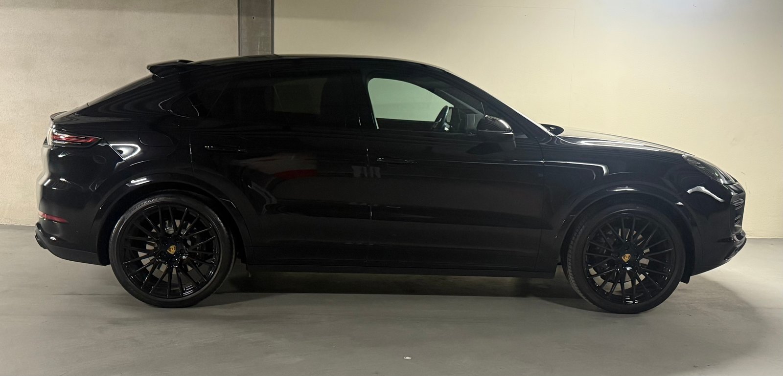 PORSCHE Cayenne Coupé E-Hybrid, Plug-in-Hybrid Benzin/Elektro, Occasion / Gebraucht, Automatik - 3