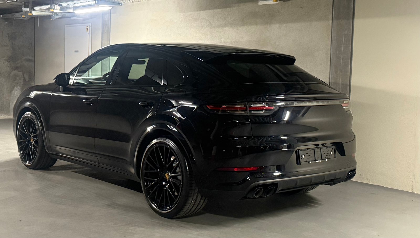 PORSCHE Cayenne Coupé E-Hybrid, Plug-in-Hybrid Benzin/Elektro, Occasion / Gebraucht, Automatik - 5