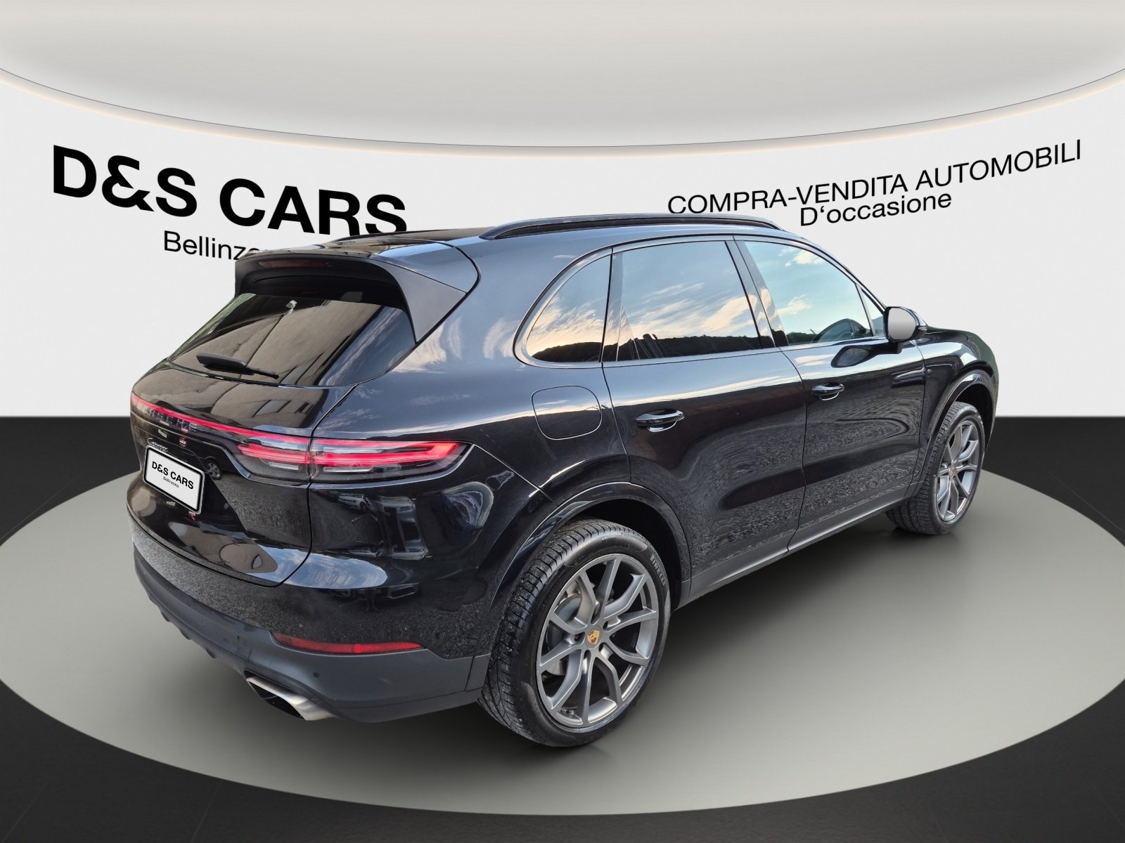 PORSCHE Cayenne, Petrol, Second hand / Used, Automatic - 6