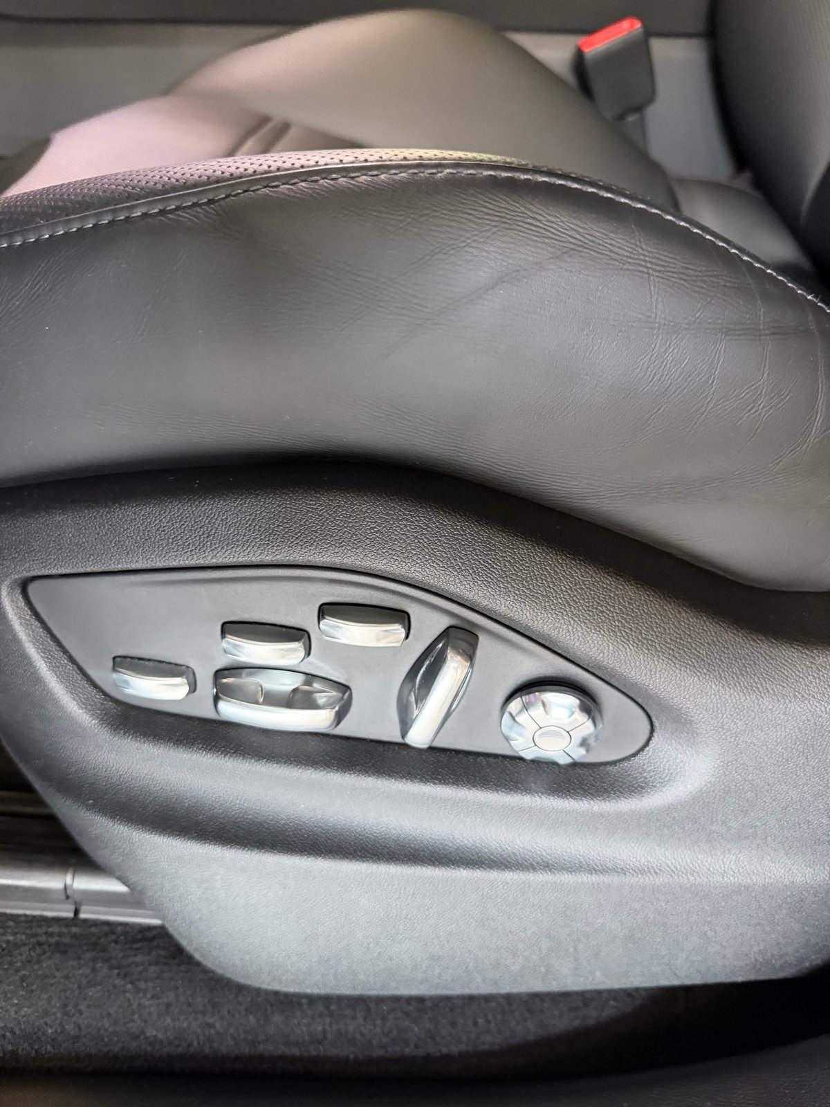 PORSCHE Cayenne Coupé E-Hybrid, Plug-in-Hybrid Benzin/Elektro, Occasion / Gebraucht, Automatik - 6