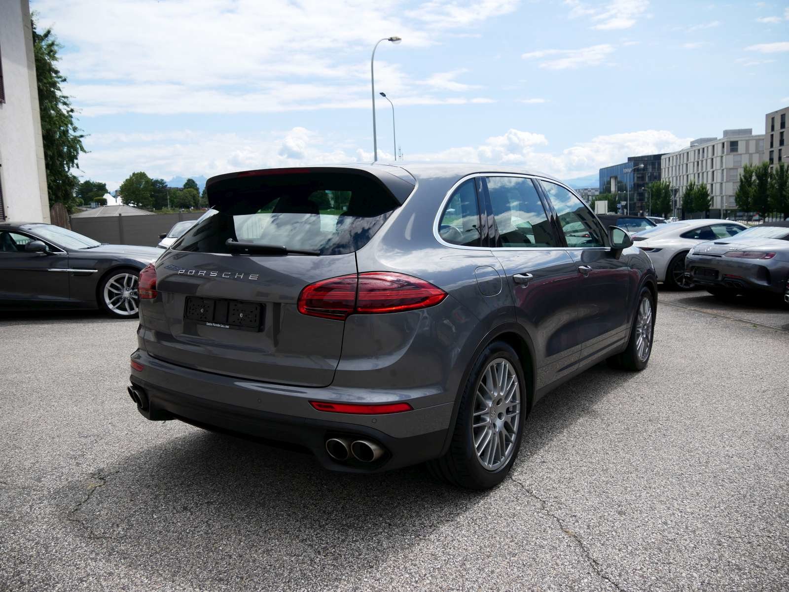 PORSCHE Cayenne S, Petrol, Second hand / Used, Automatic - 3